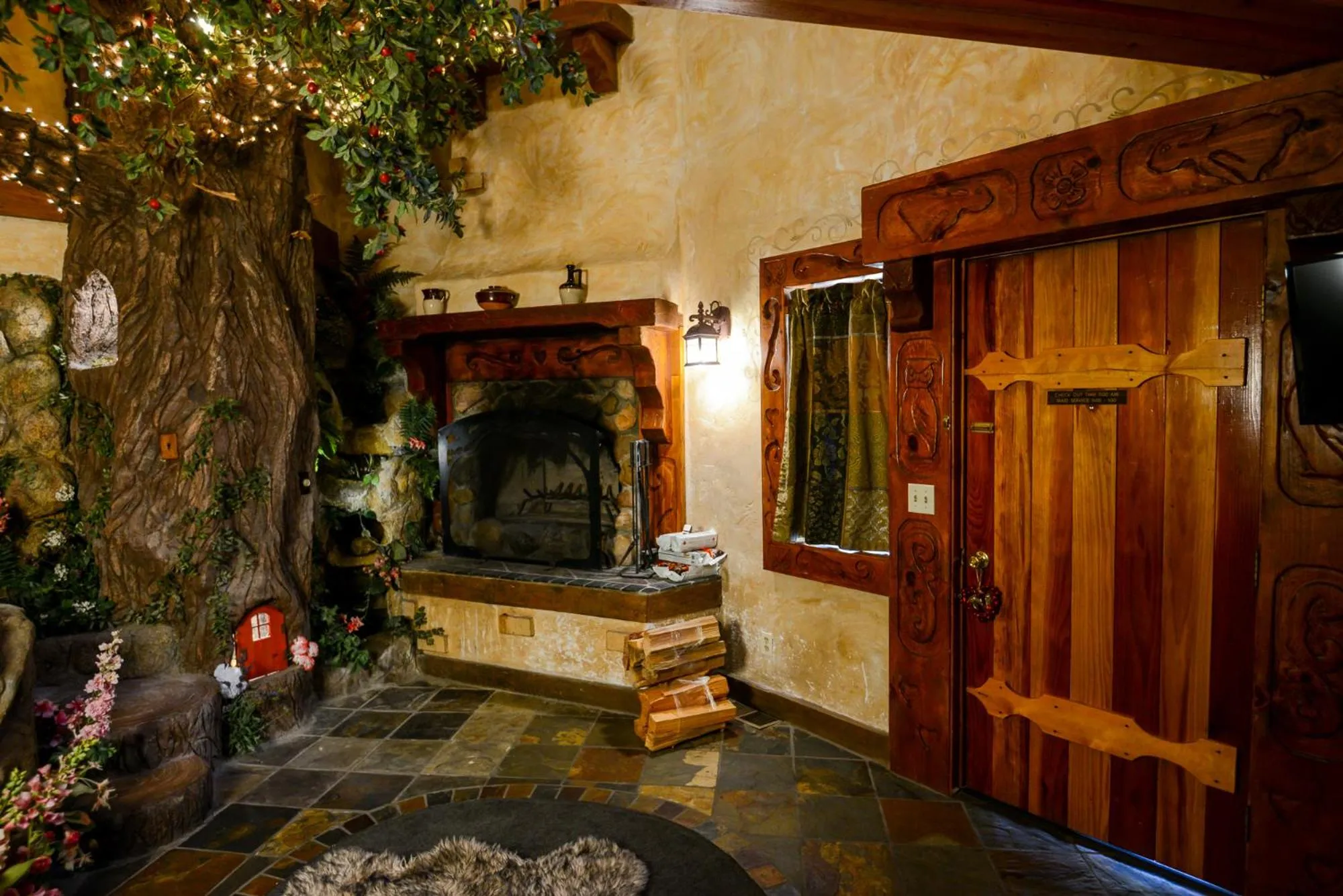 flat iron in Castle Wood Theme Cottages- COUPLES ONLY