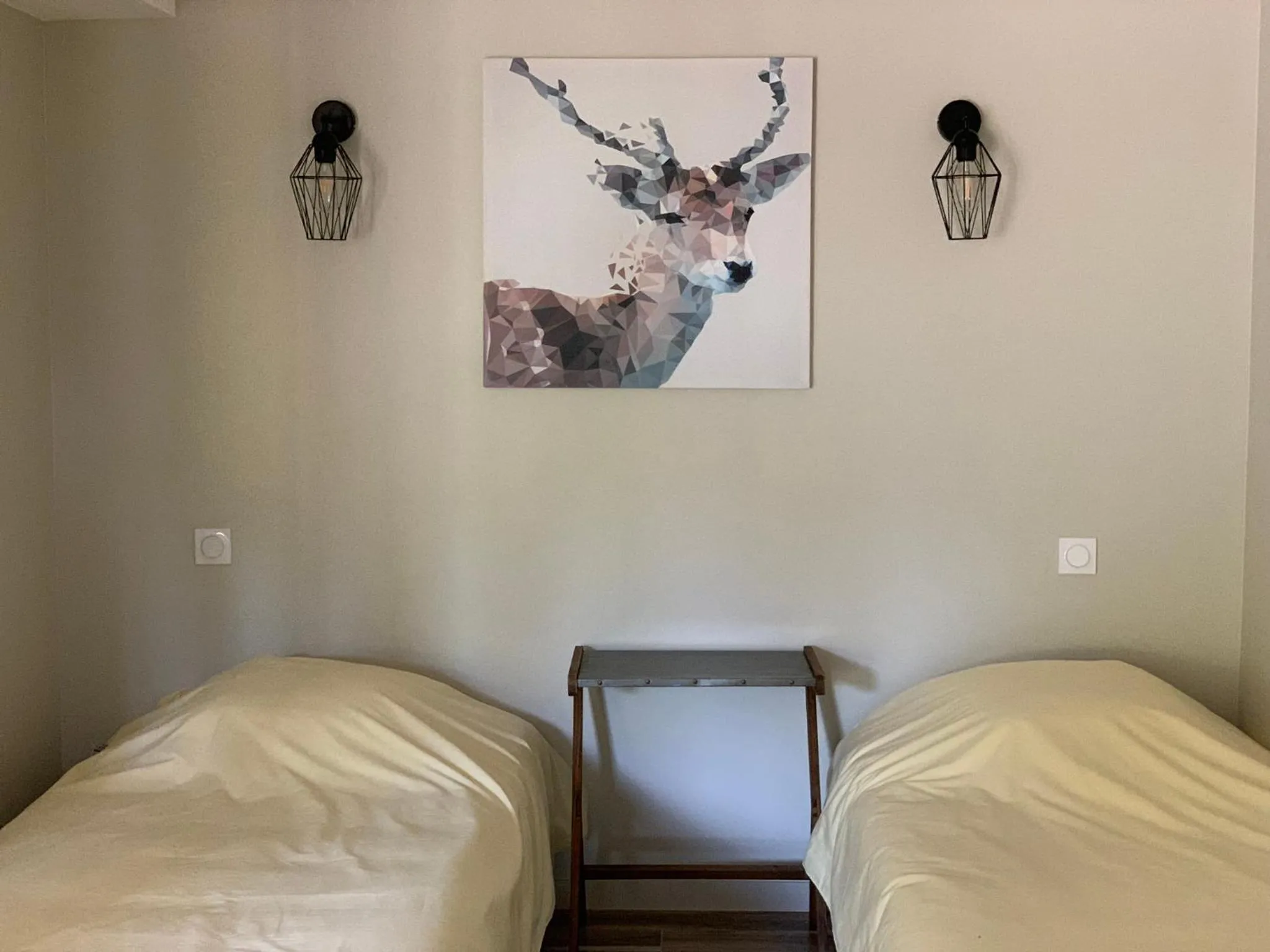 Bedroom, Bed in La maison des Légendes