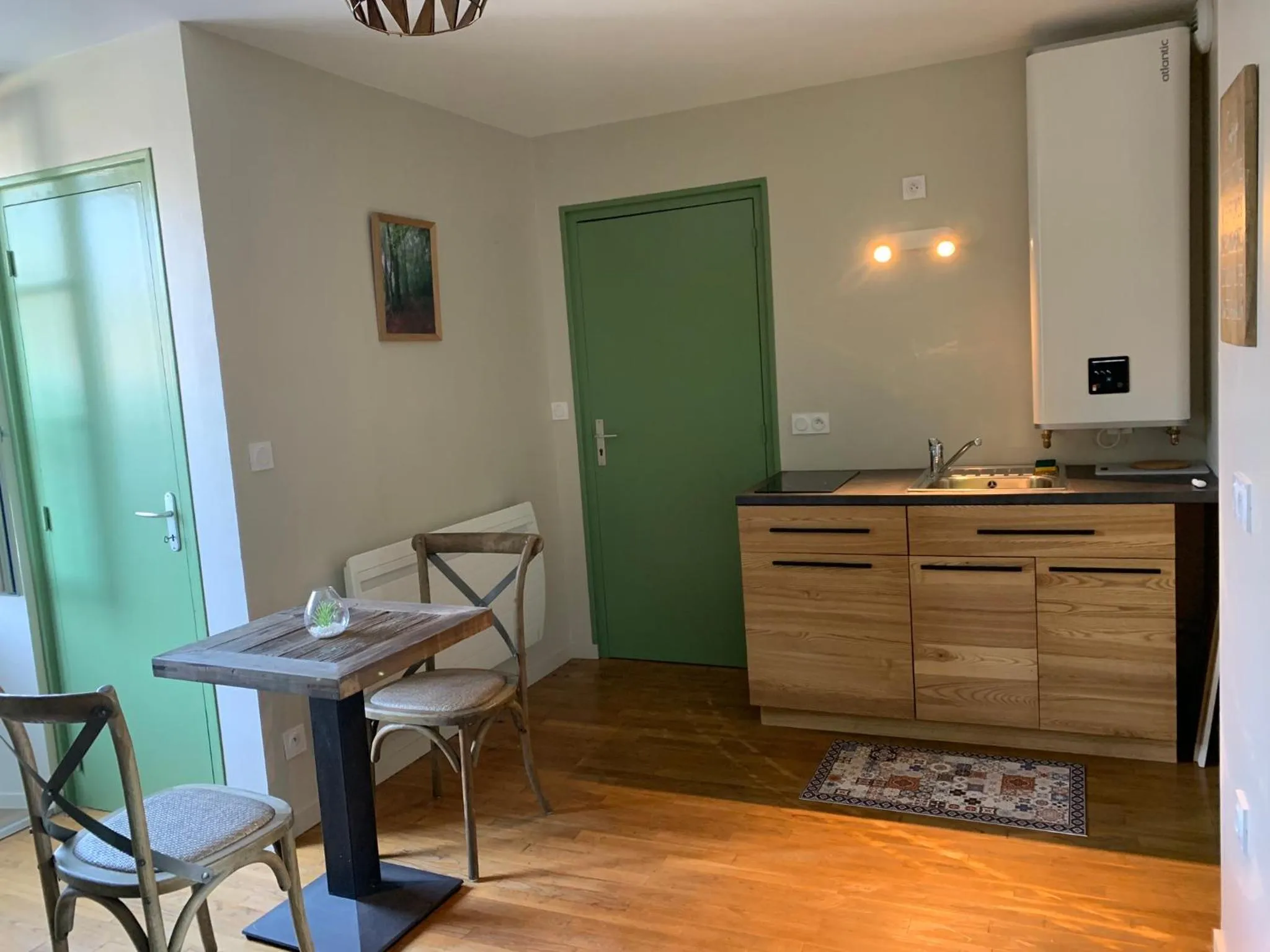 Kitchen or kitchenette in La maison des Légendes