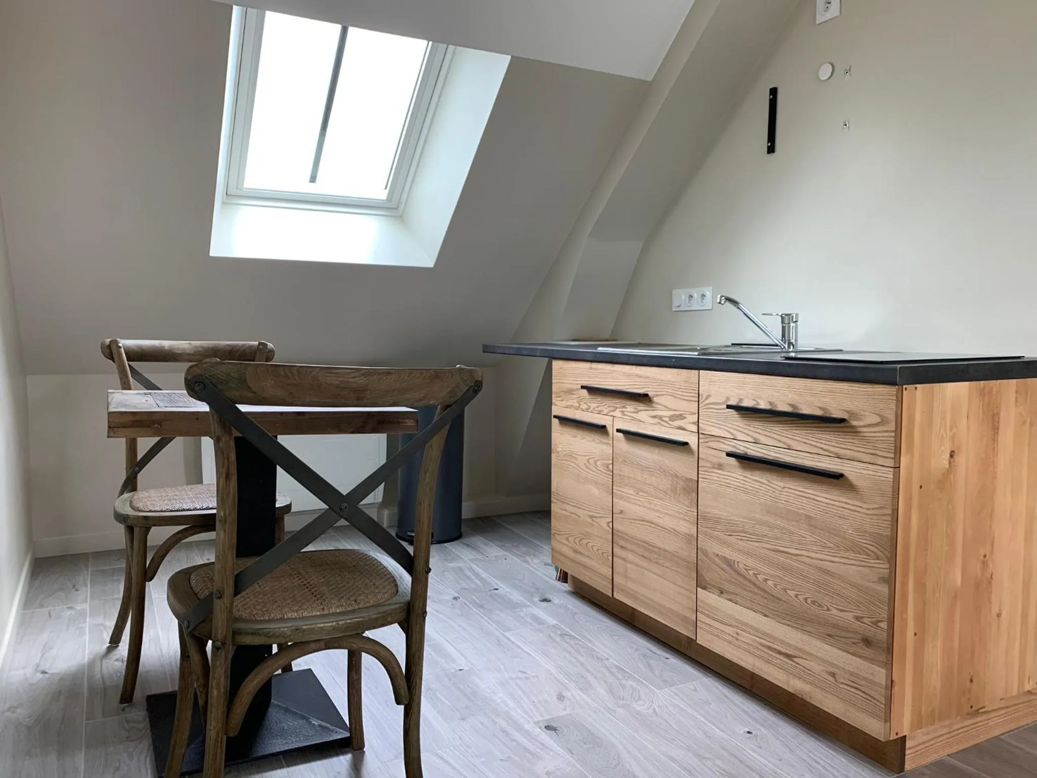 Kitchen or kitchenette in La maison des Légendes