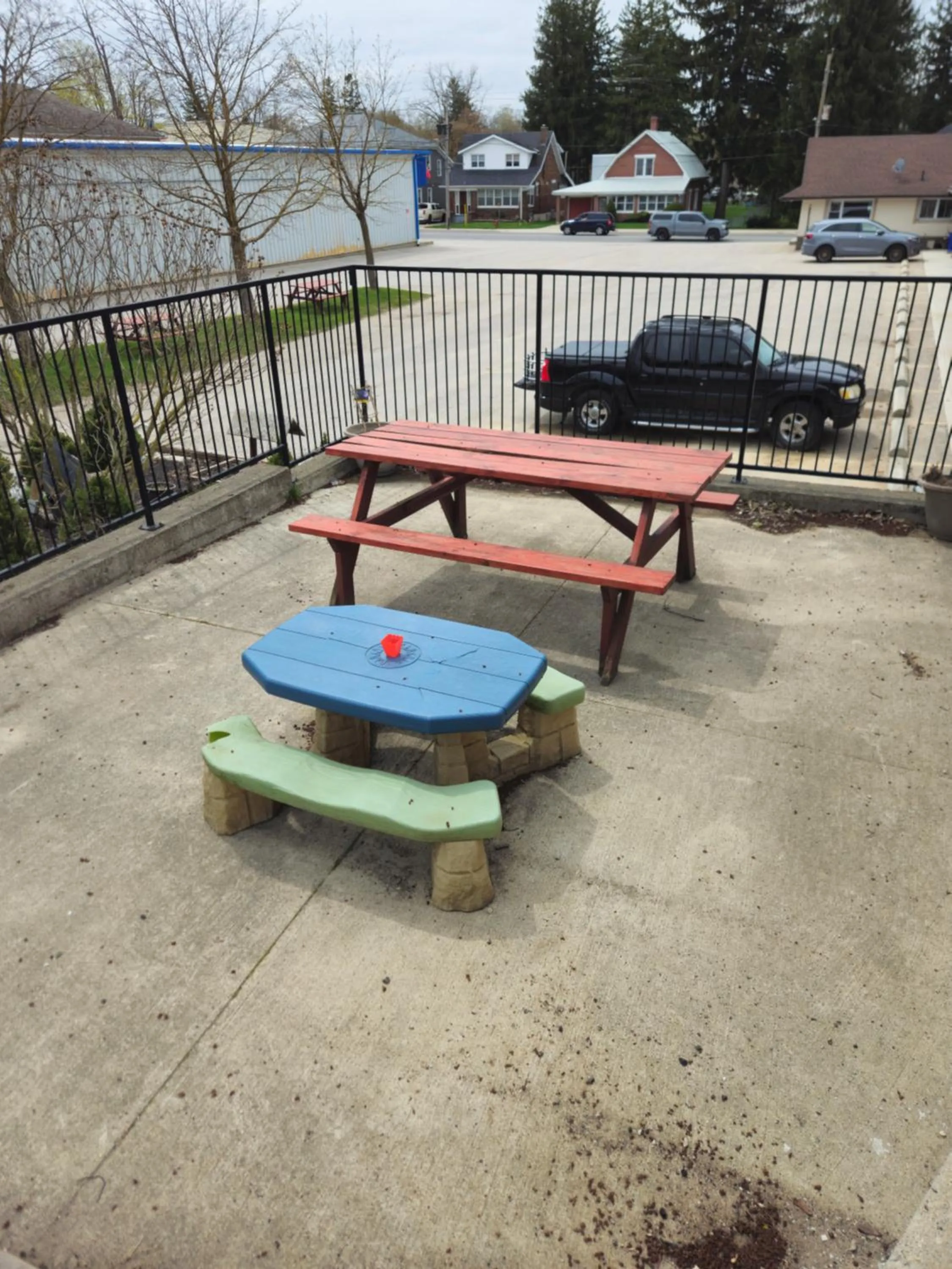 Balcony/Terrace in Forest Plaza Motel