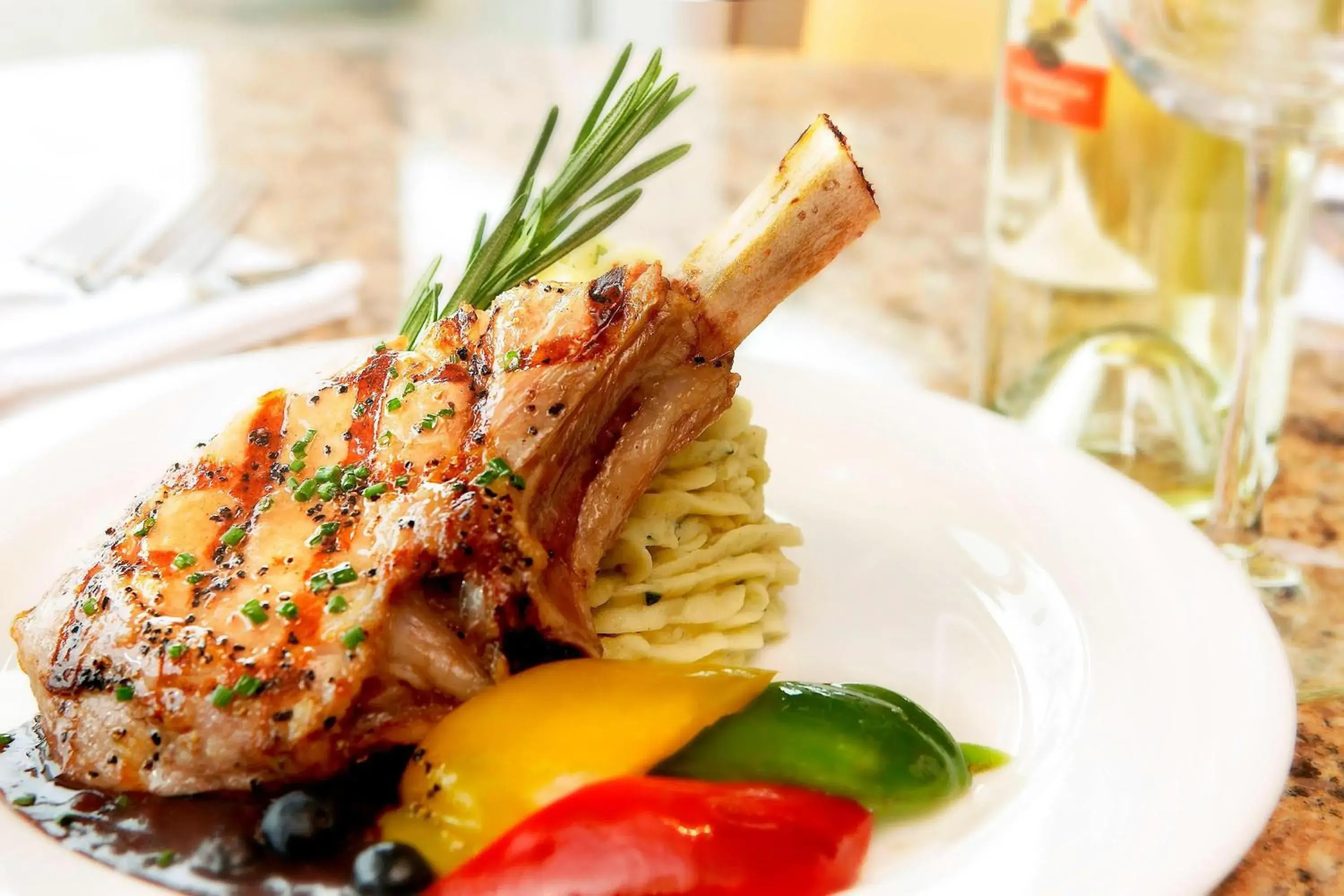 Restaurant/places to eat in Four Points by Sheraton London Restaurant/places to eat in Four Points by Sheraton London