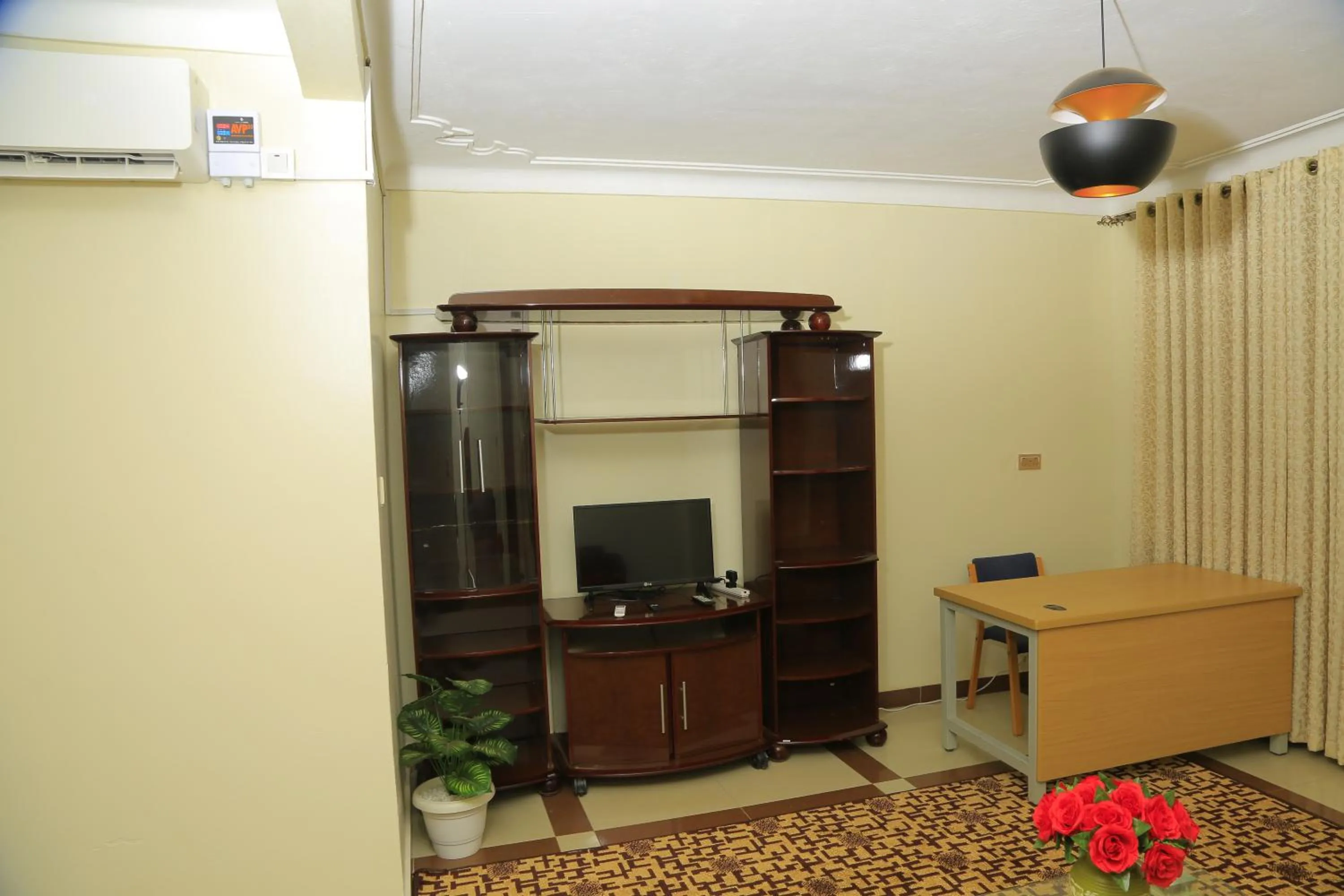 TV and multimedia in AIRPORT HOTEL Entebbe