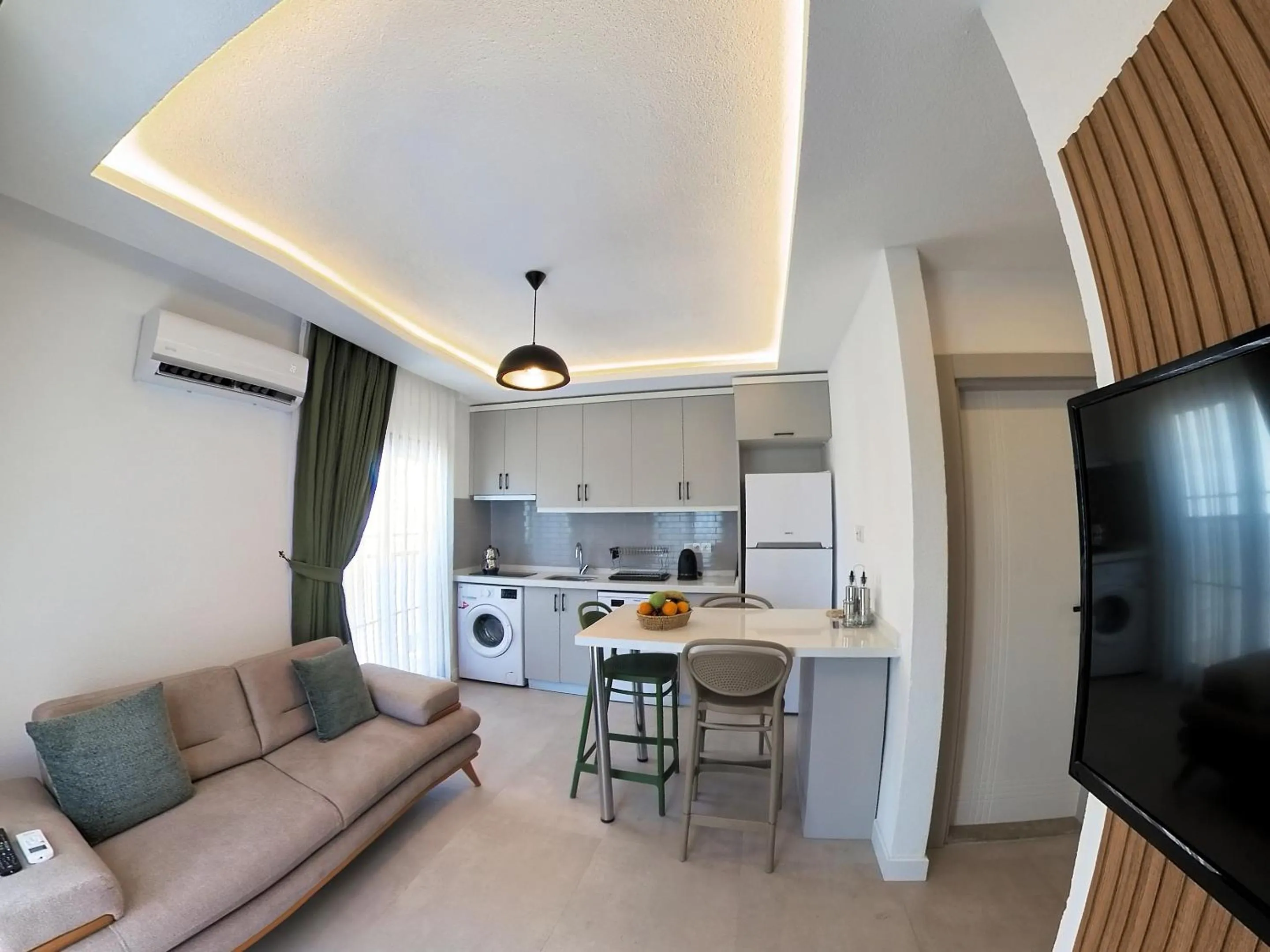 TV and multimedia in Derin Apart Hotel Bodrum