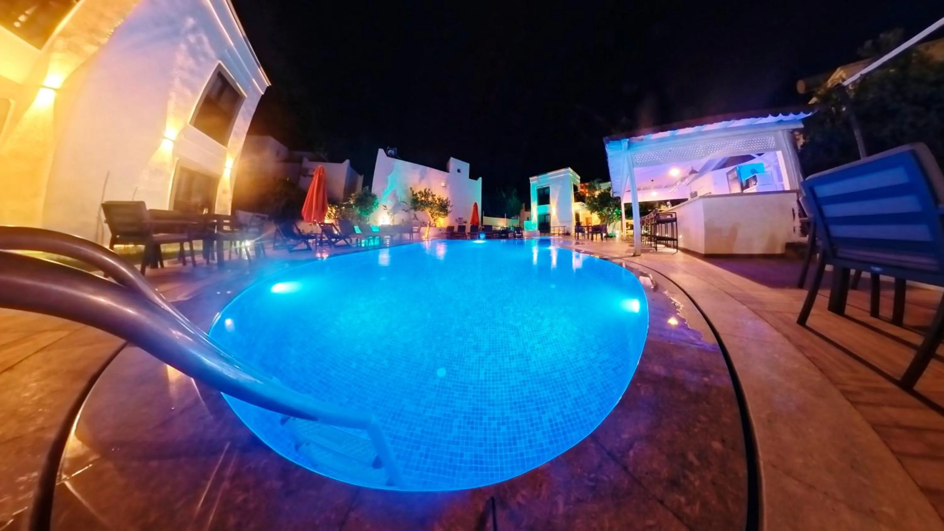 Night in Derin Apart Hotel Bodrum