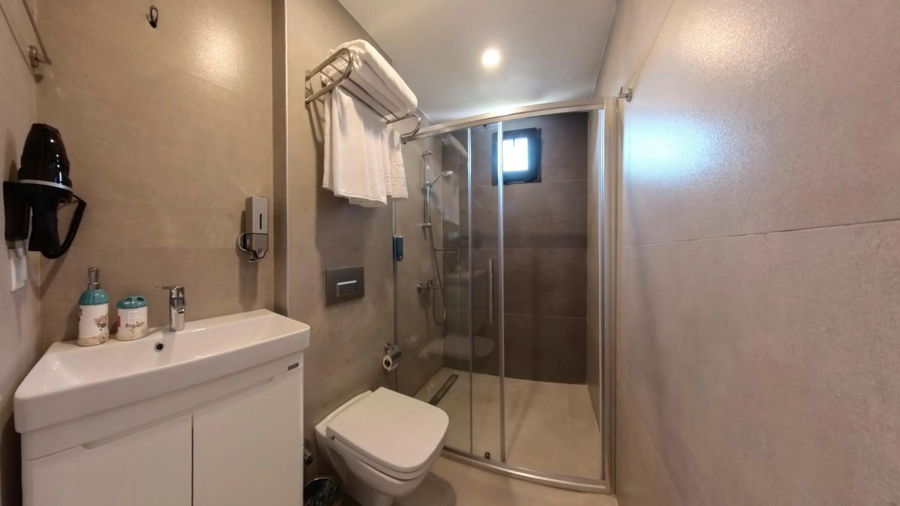 Bathroom in Derin Apart Hotel Bodrum