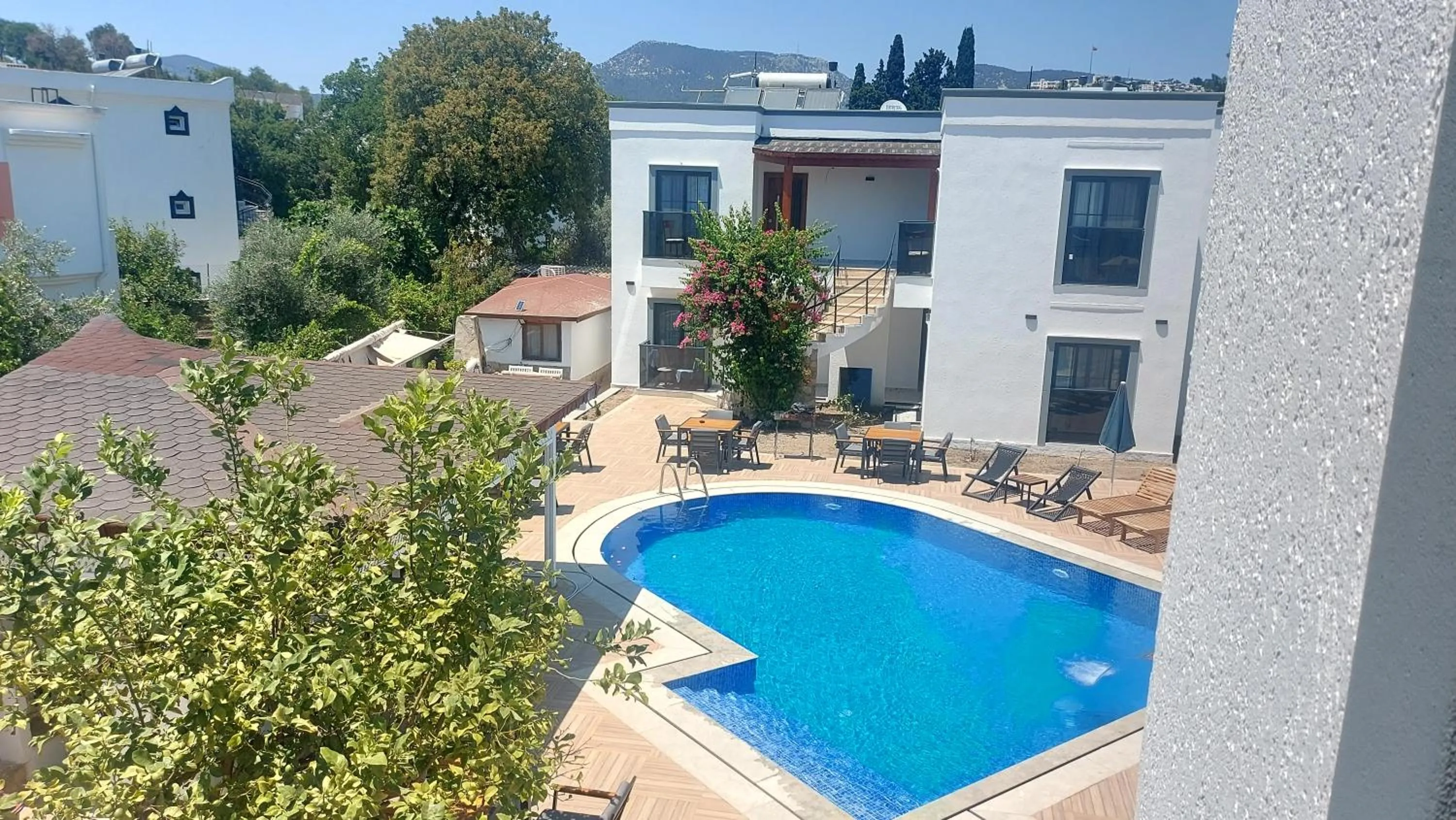 Swimming pool in Derin Apart Hotel Bodrum