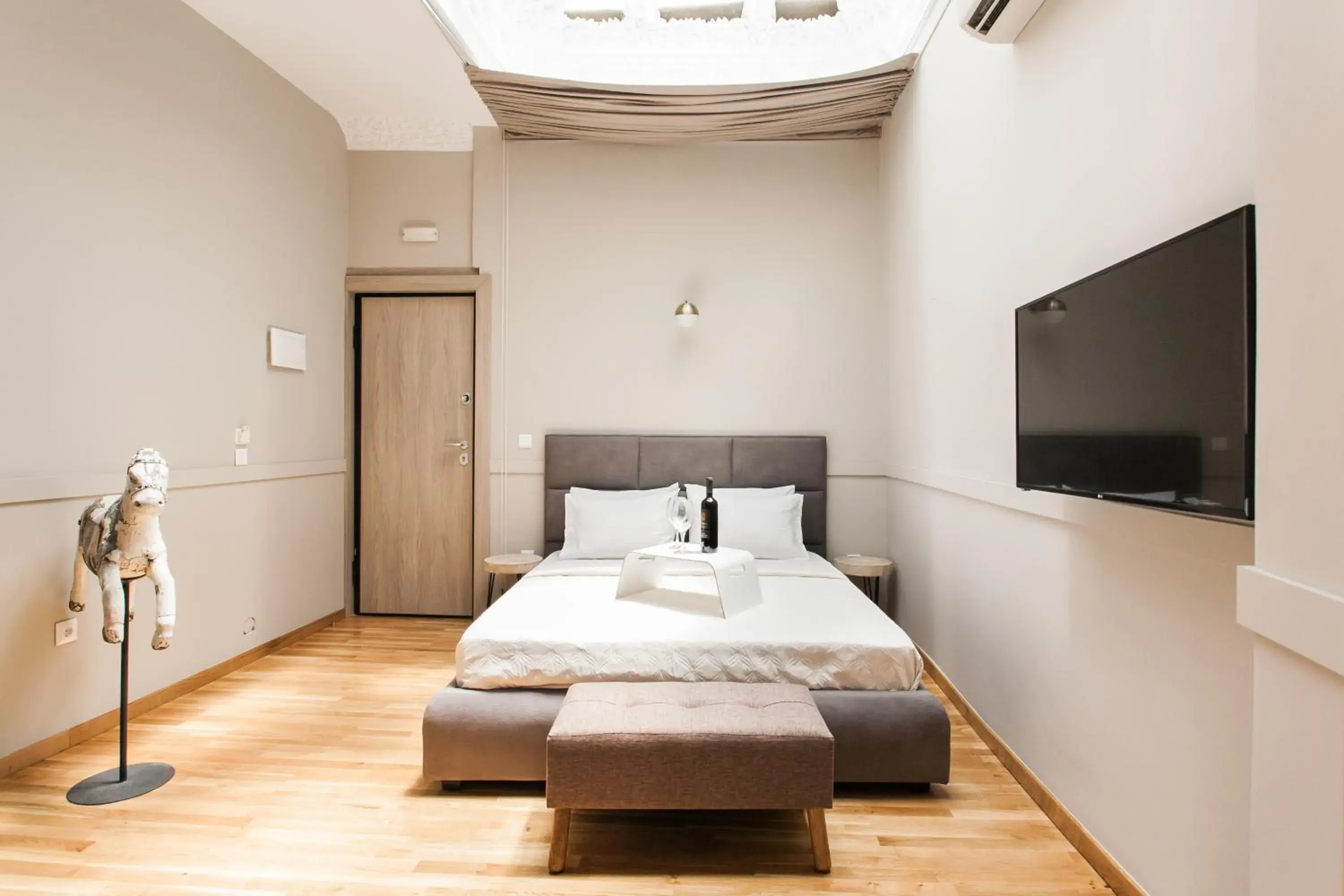Superior Apartment in Step One | Luxury Suites right in the heart of Acropolis next to metro station Superior Apartment in Step One | Luxury Suites right in the heart of Acropolis next to metro station