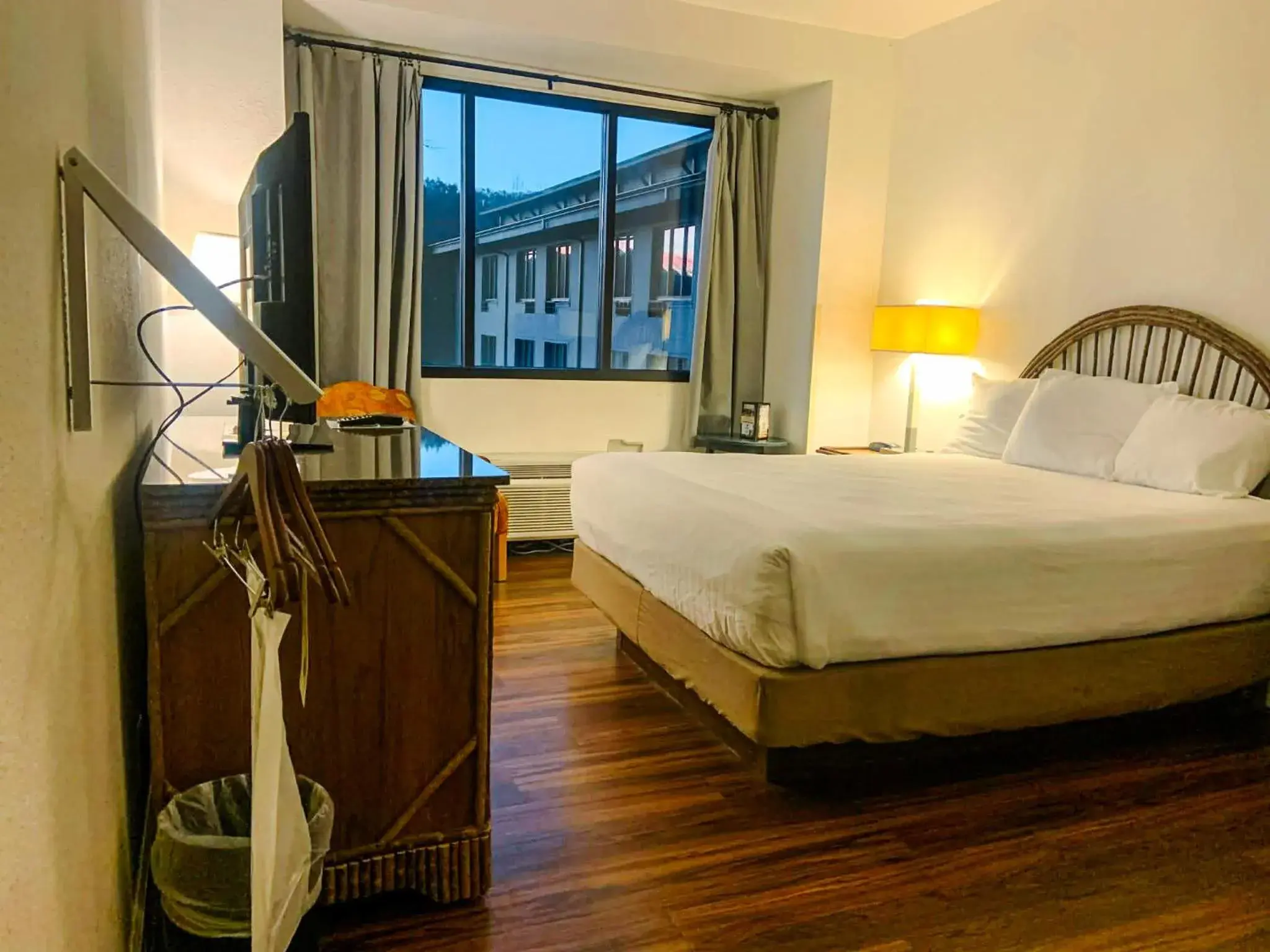 Bed in Unicoi State Park & Lodge Bed in Unicoi State Park & Lodge