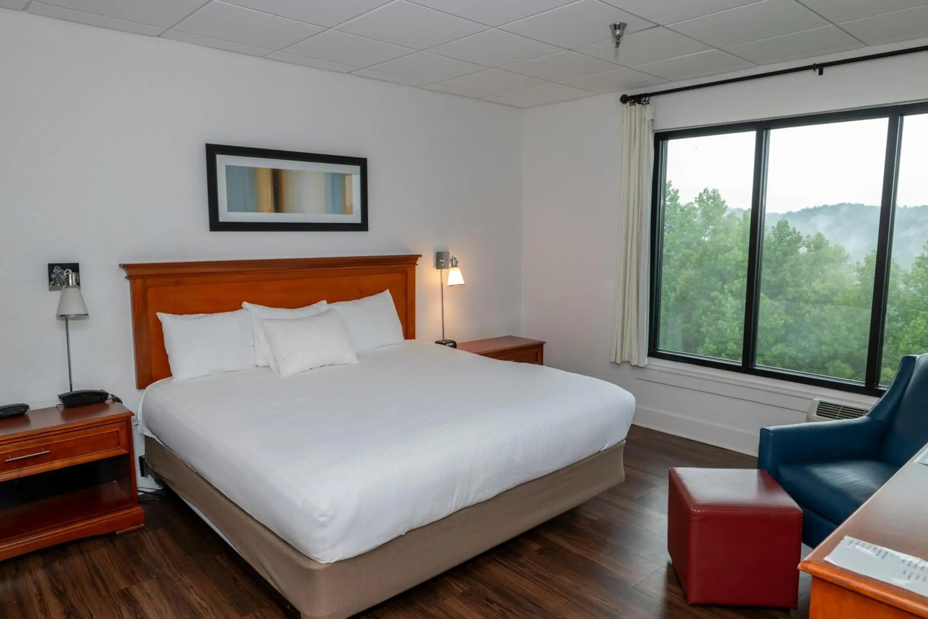 Bed in Unicoi State Park & Lodge Bed in Unicoi State Park & Lodge