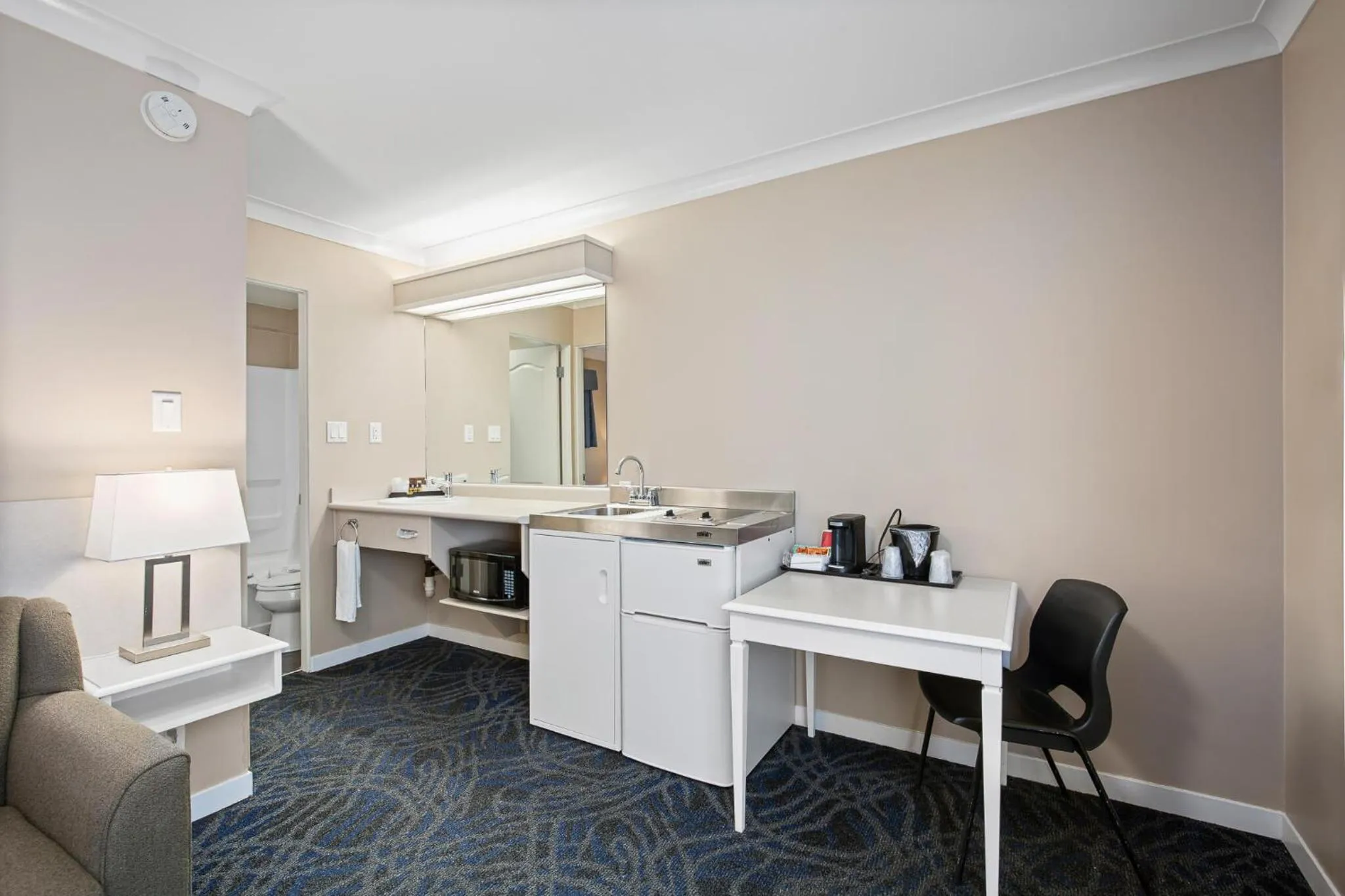 Glenwood Inn & Suites