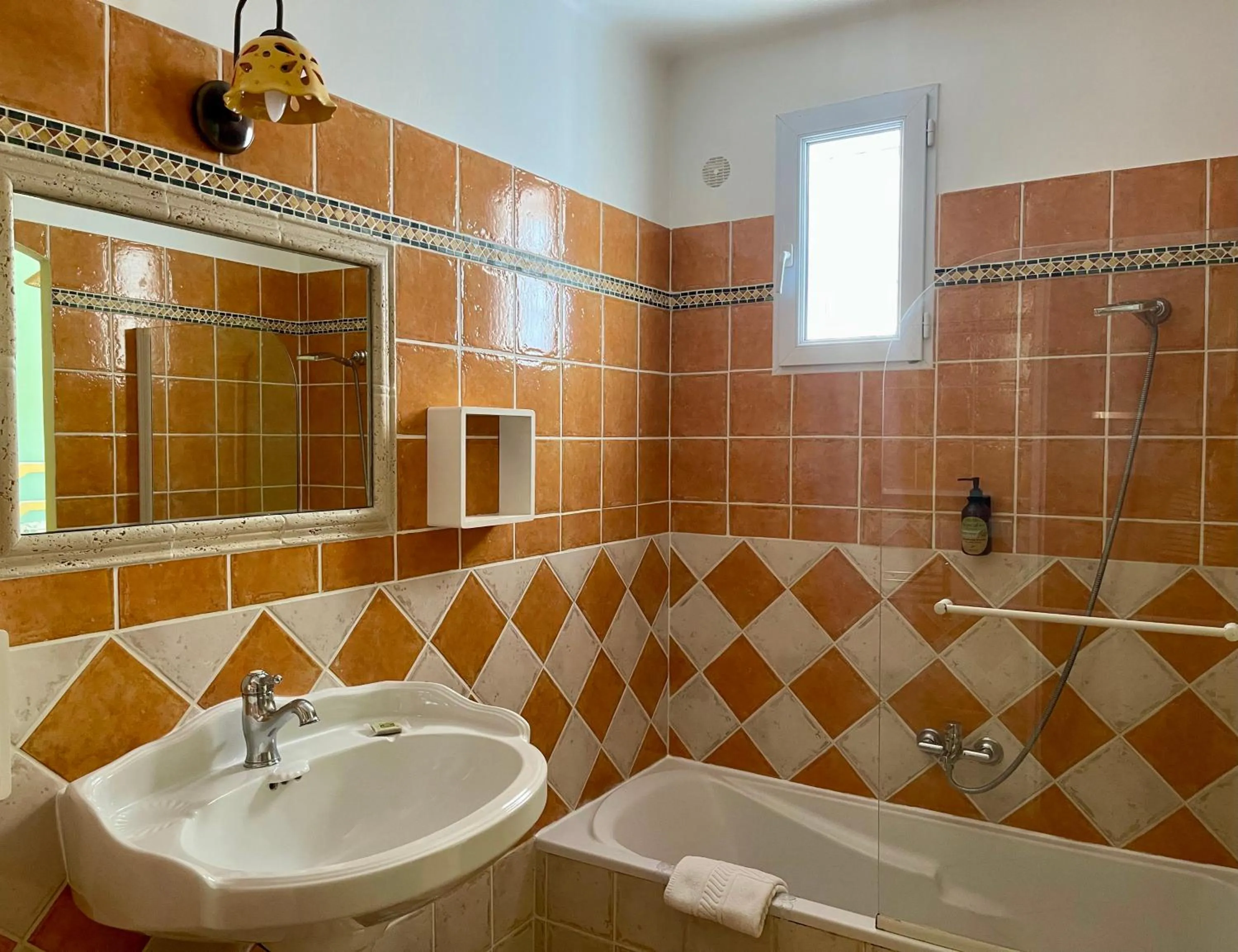 Bathroom in Domaine Au Coeur des Alpilles