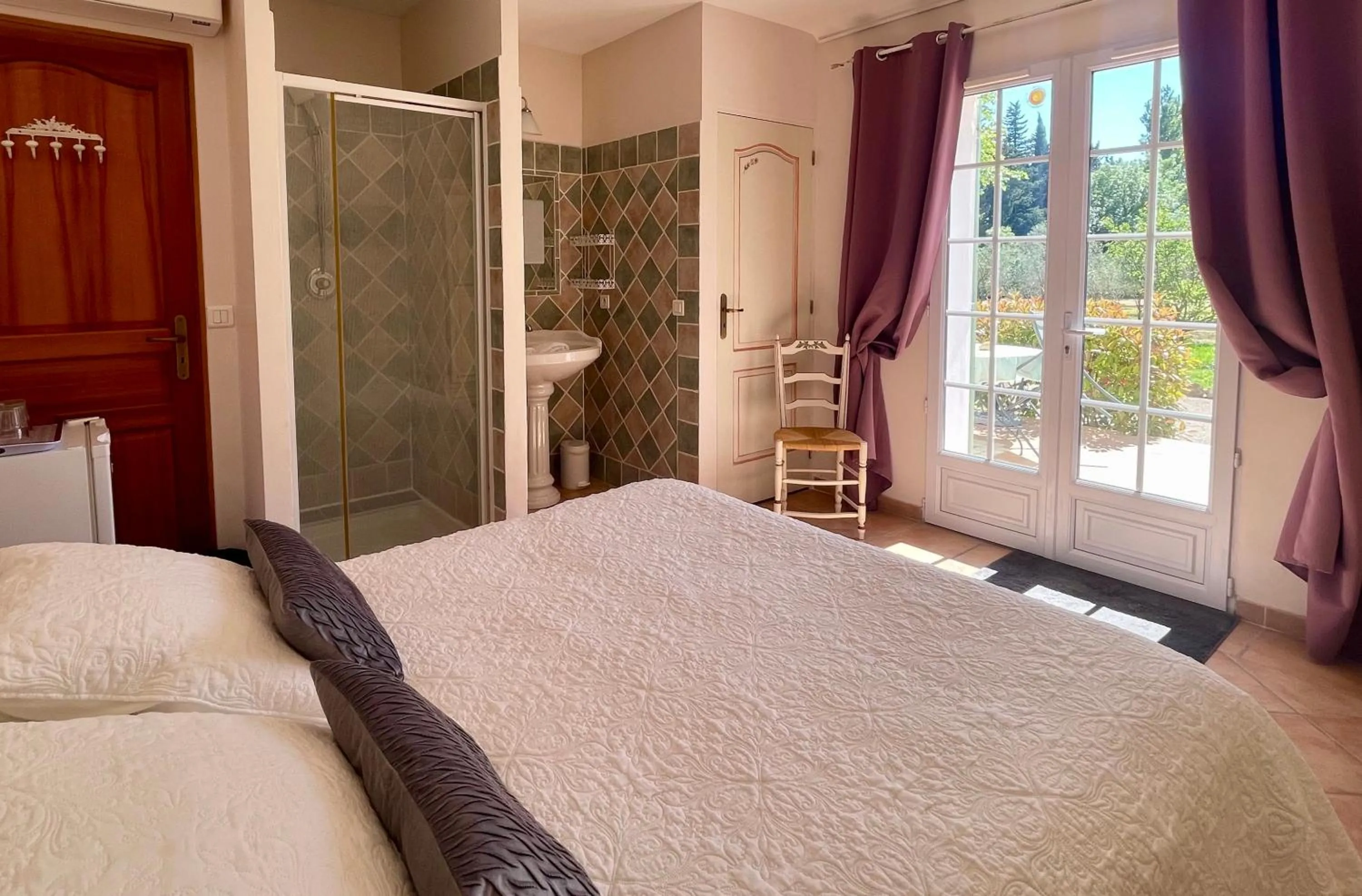 Bathroom in Domaine Au Coeur des Alpilles