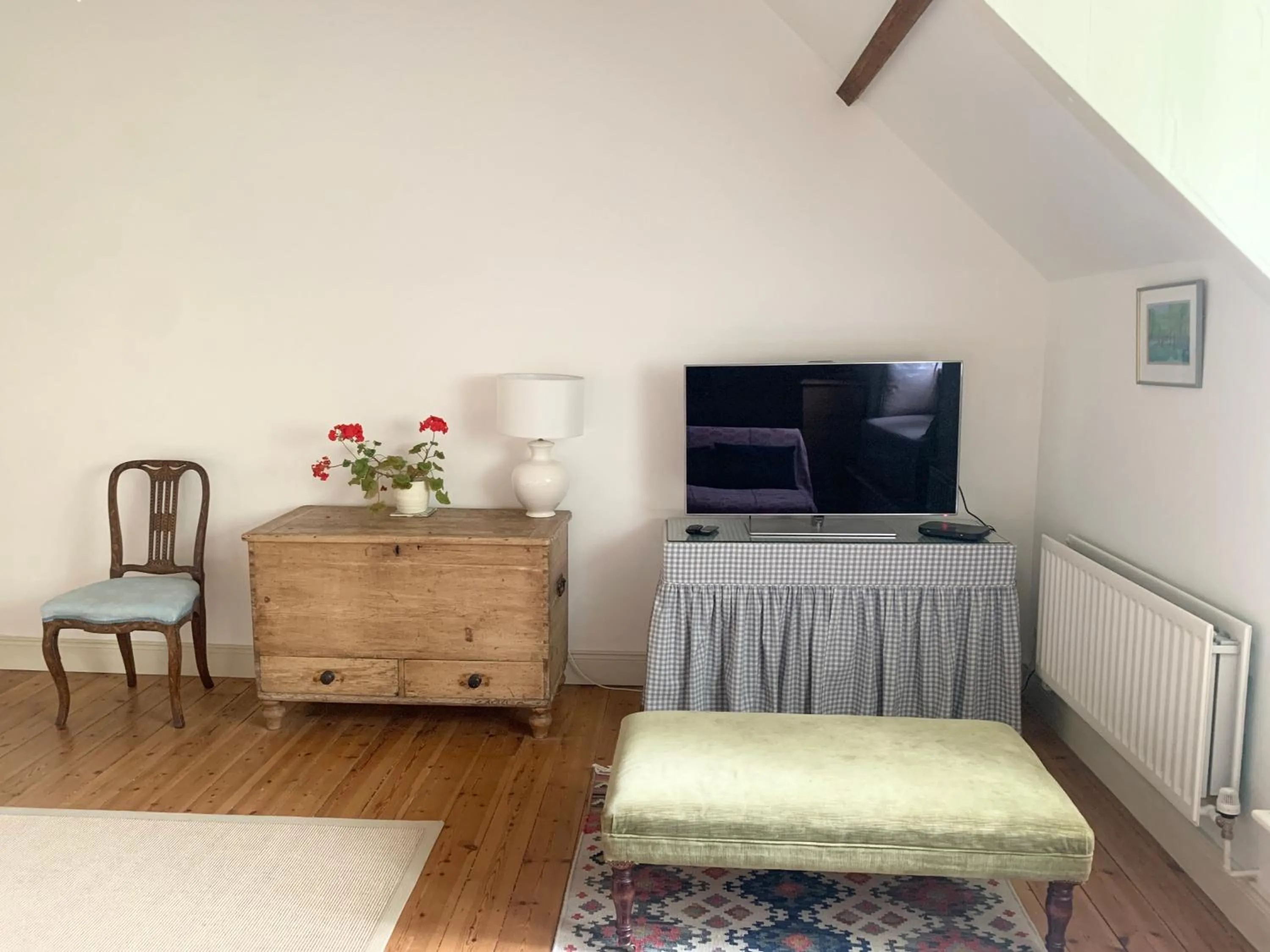 TV and multimedia in Dalton House Bed and Breakfast