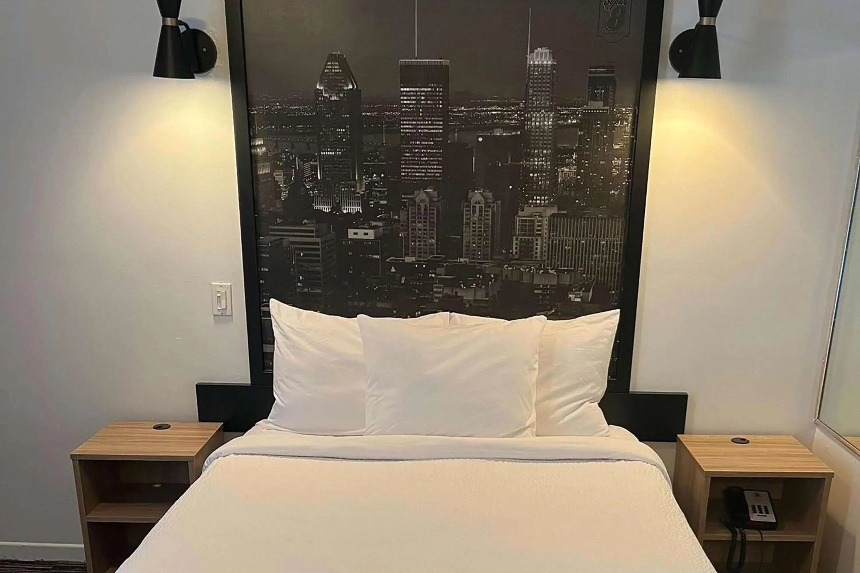 Photo of the whole room in Super 8 by Wyndham Montreal Photo of the whole room in Super 8 by Wyndham Montreal