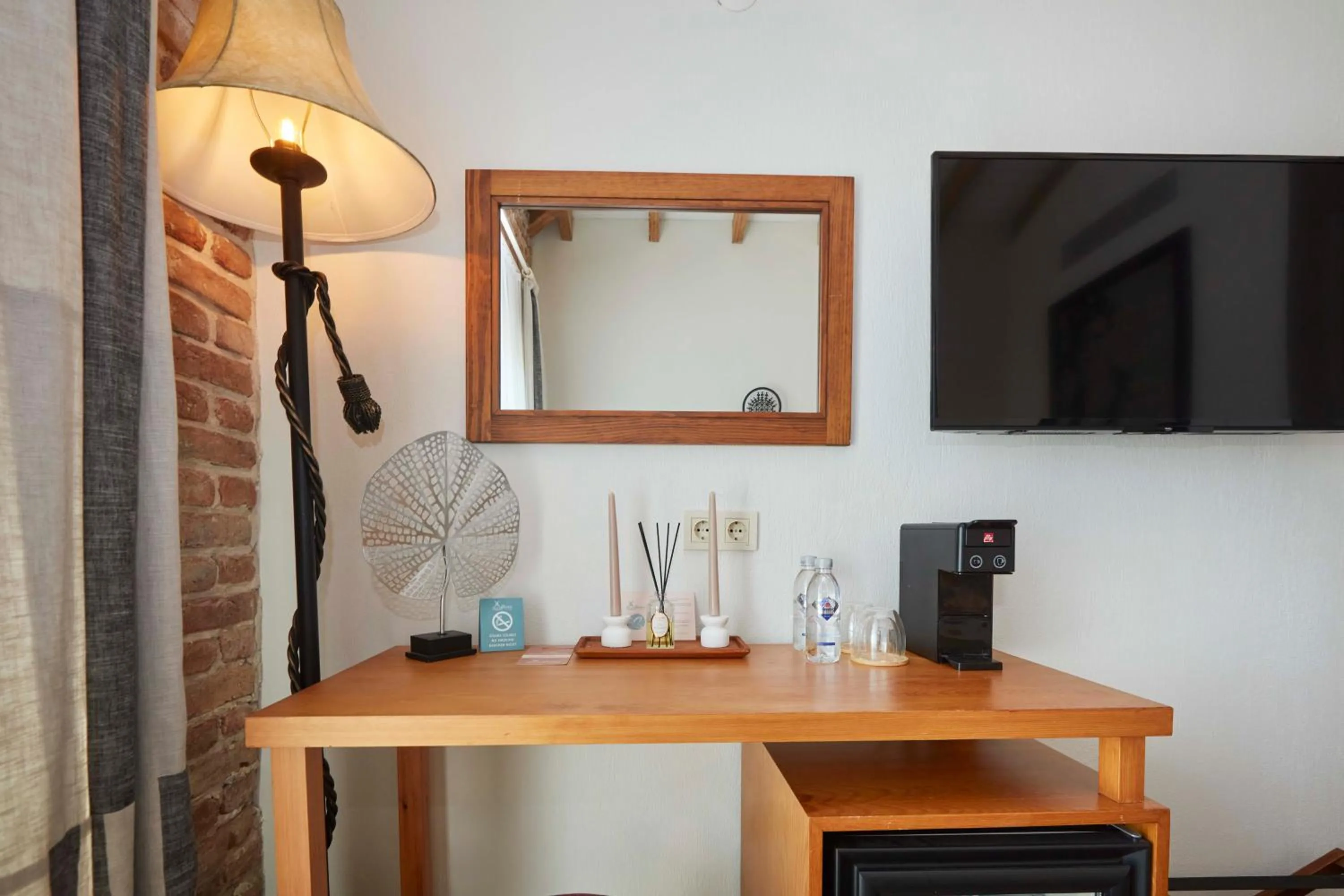 TV and multimedia in AlaBora Hotel