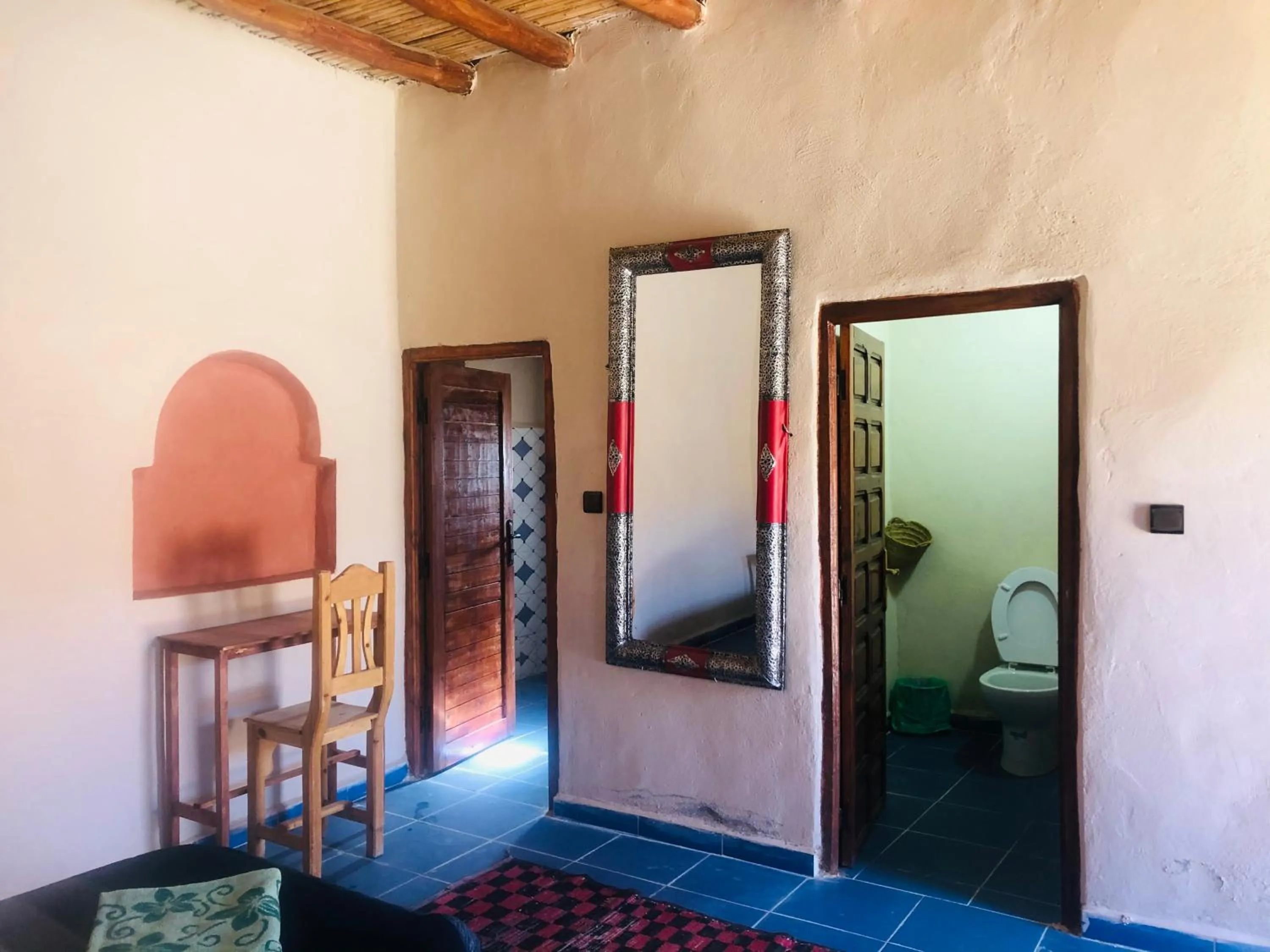 Bedroom in Riad Hotel Les Flamants