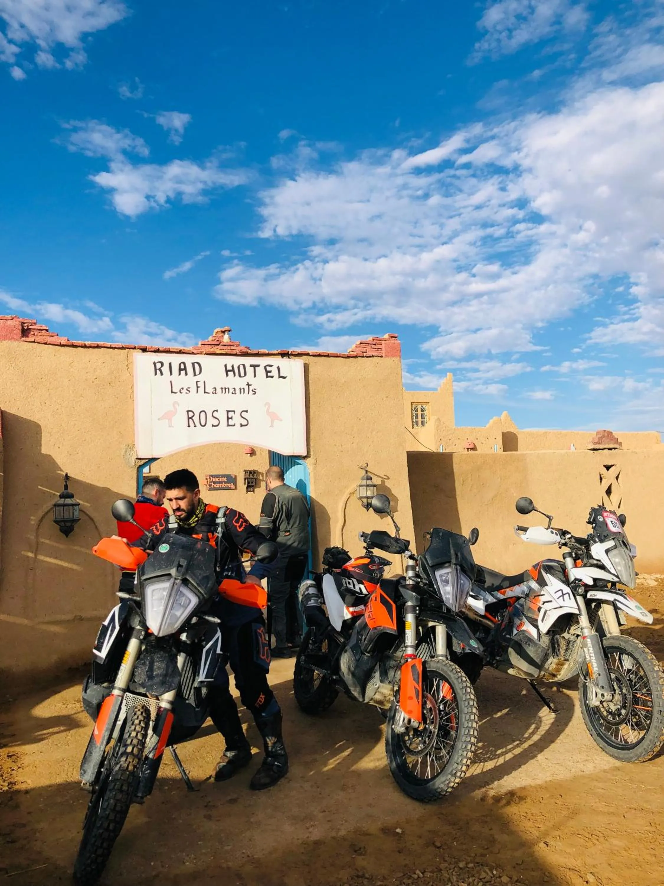 People in Riad Hotel Les Flamants