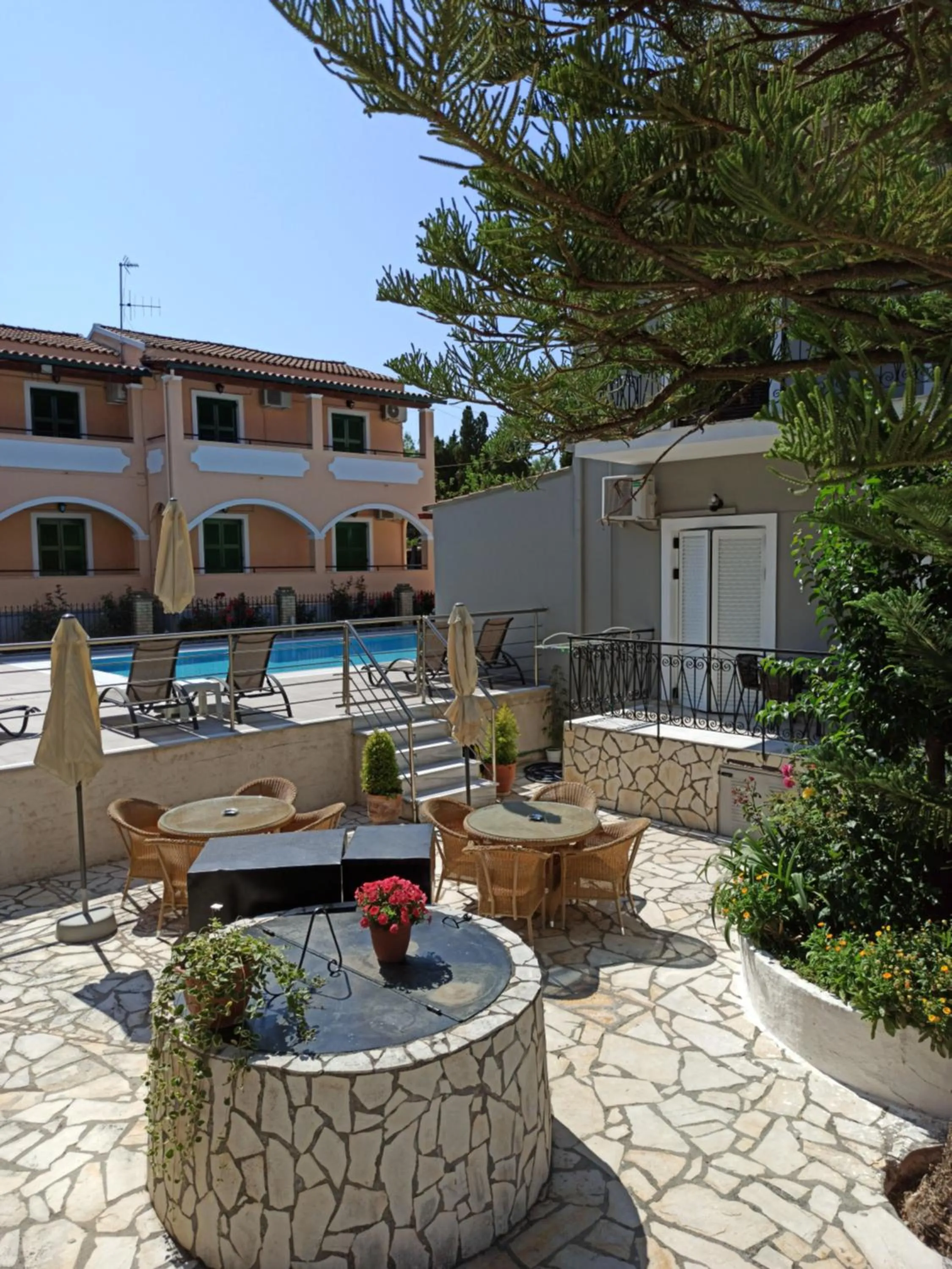 Dionisos Apts Gouvia by Estia