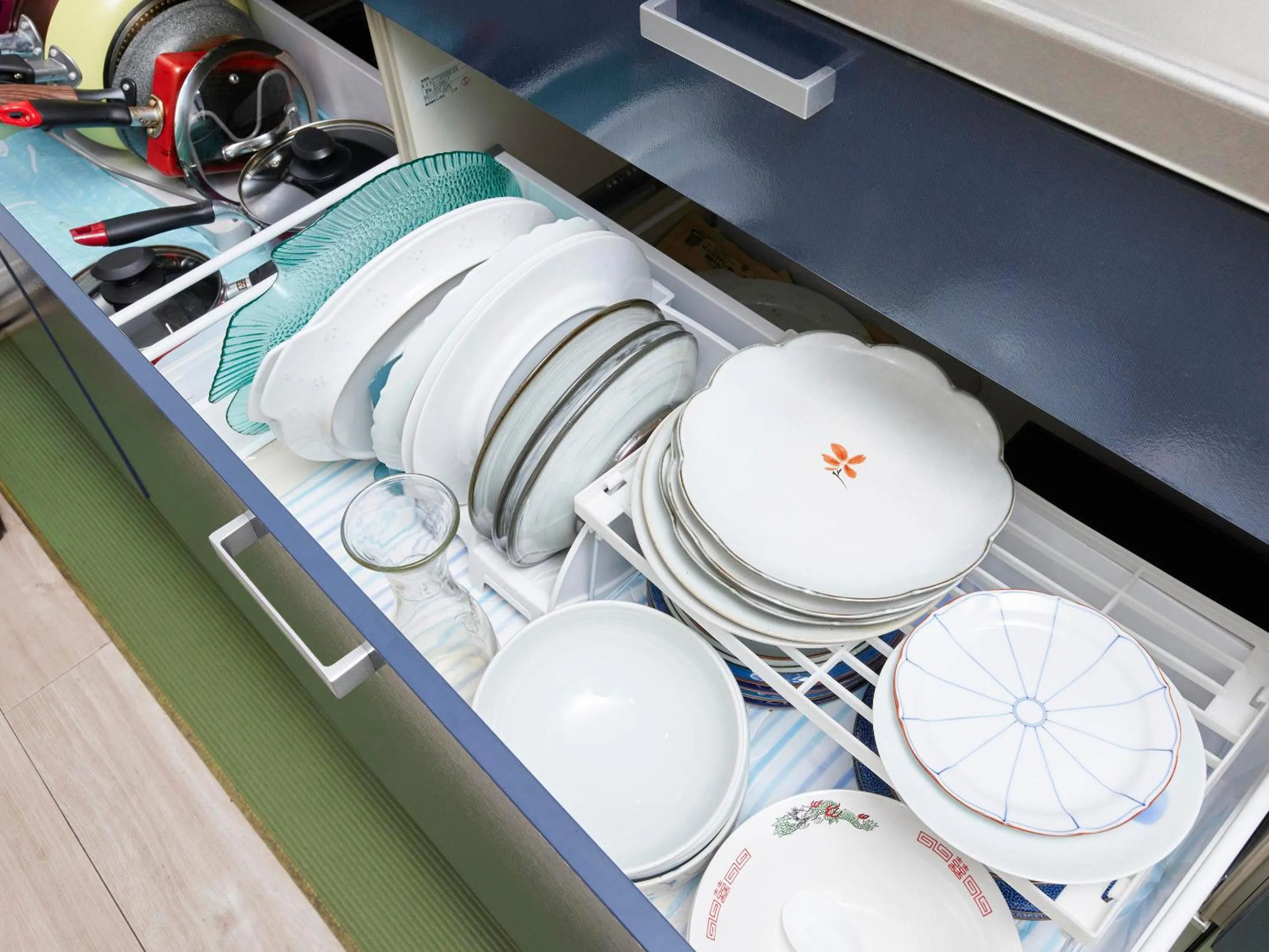 Communal kitchen in Itosima Guesthouse TOMO