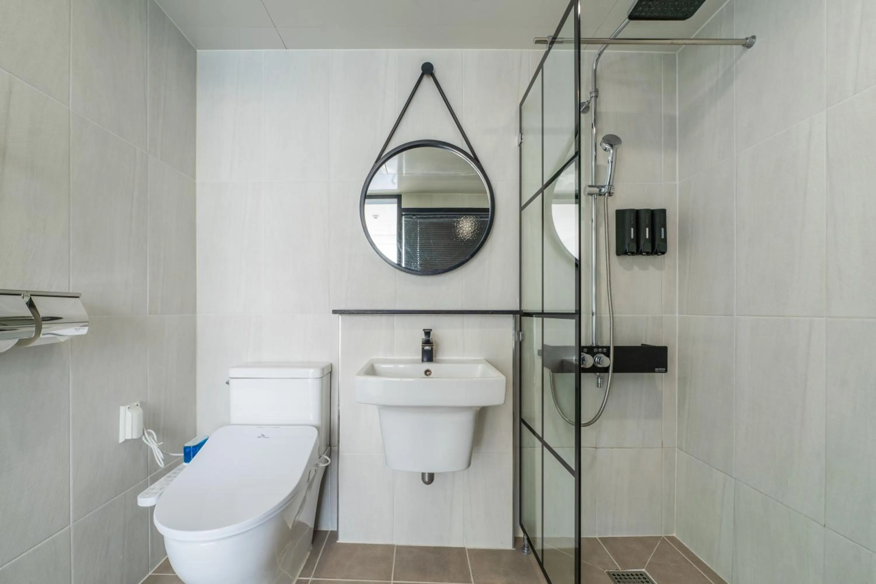 Shower in 오션스테이 호텔