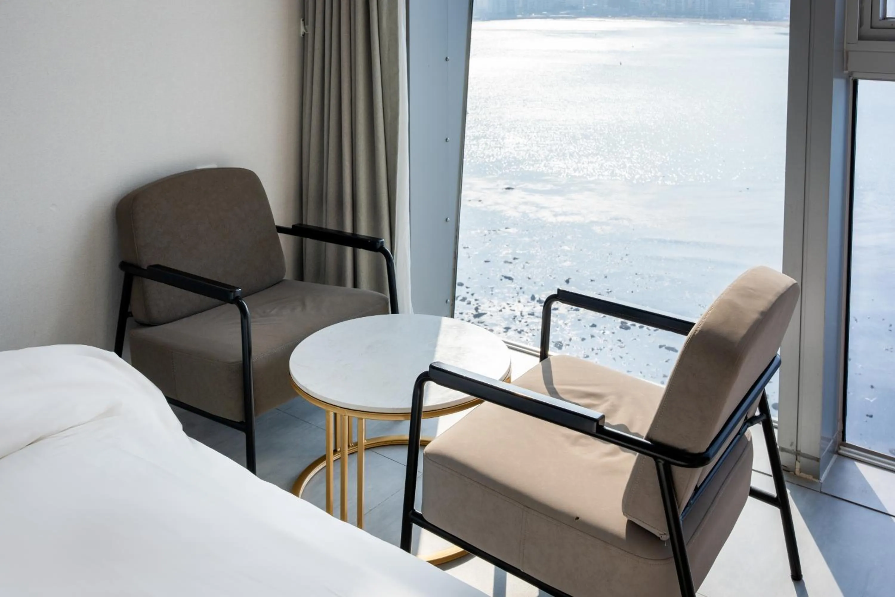 Bed in Oceanstay Hotel