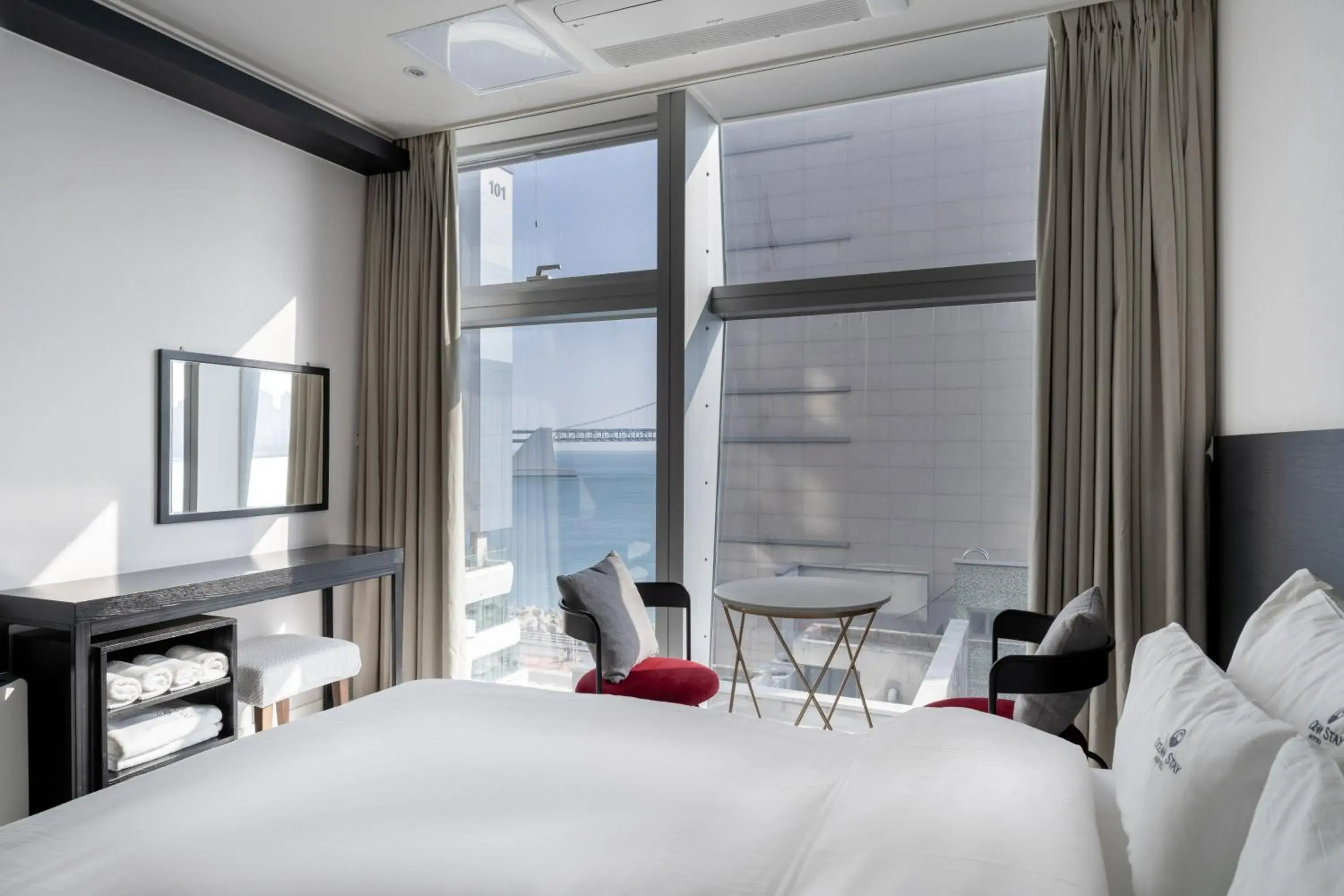 Bedroom, Bed in 오션스테이 호텔 Bedroom, Bed in 오션스테이 호텔