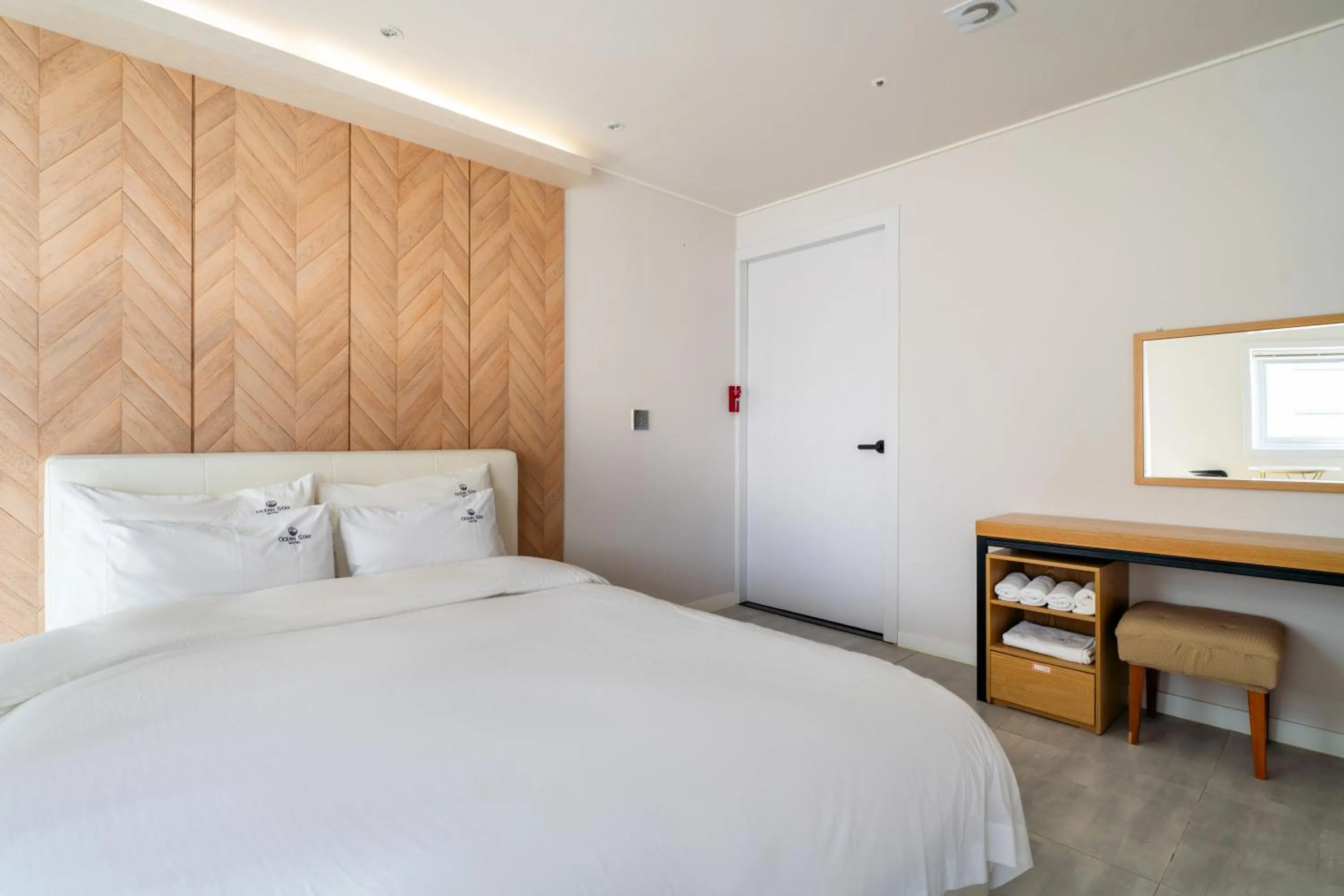 Bed in Oceanstay Hotel