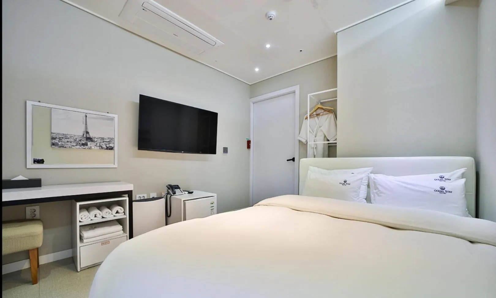 Bed in 오션스테이 호텔