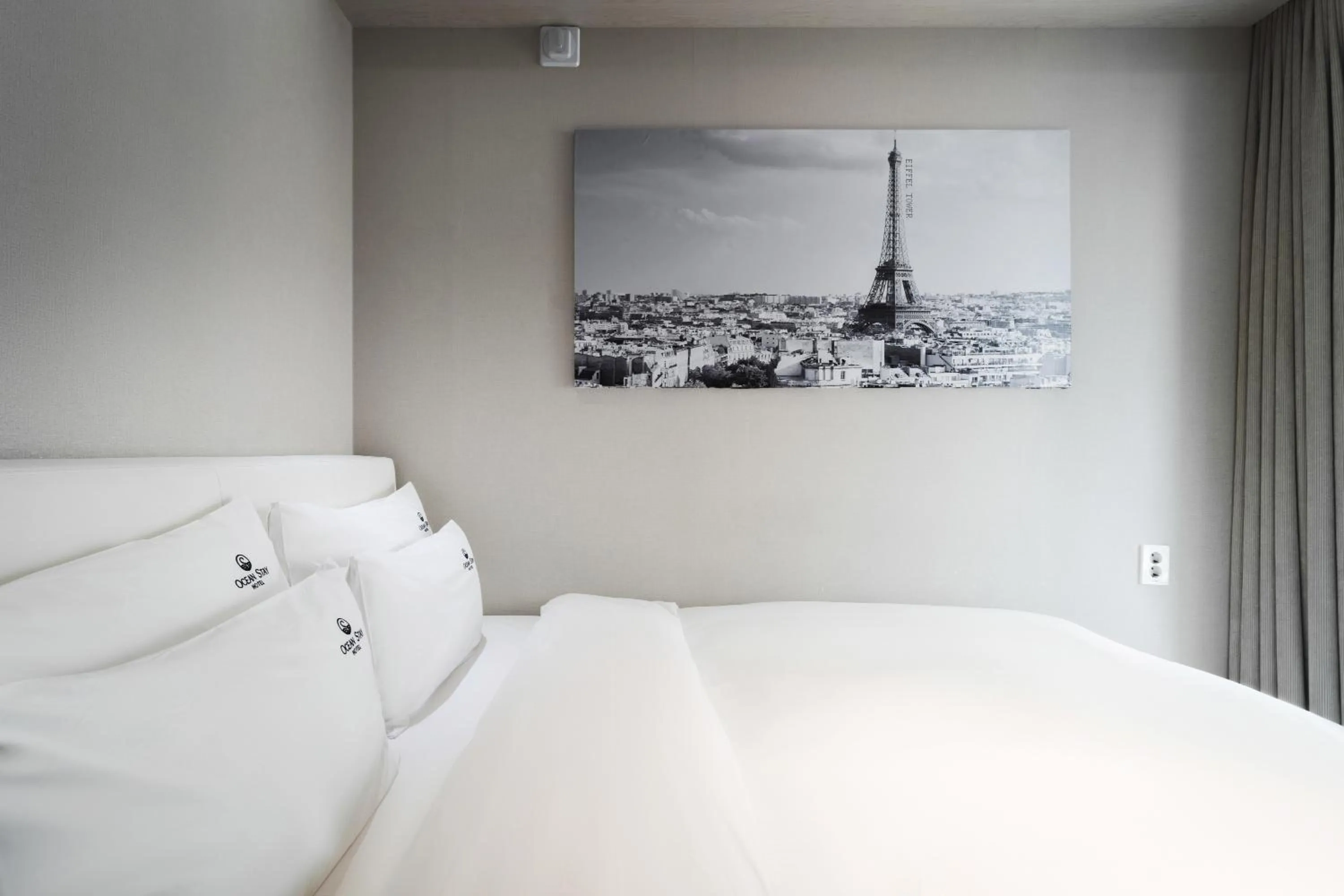 Bed in 오션스테이 호텔
