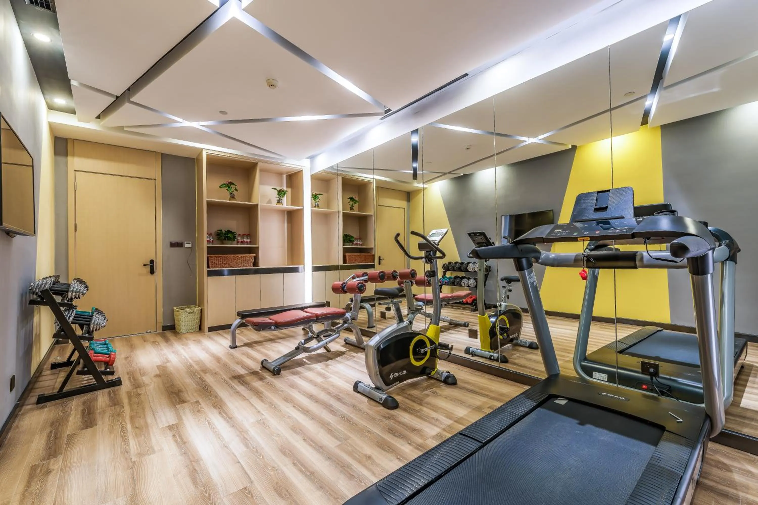 Fitness centre/facilities in Atour Hotel Hangzhou West Lake