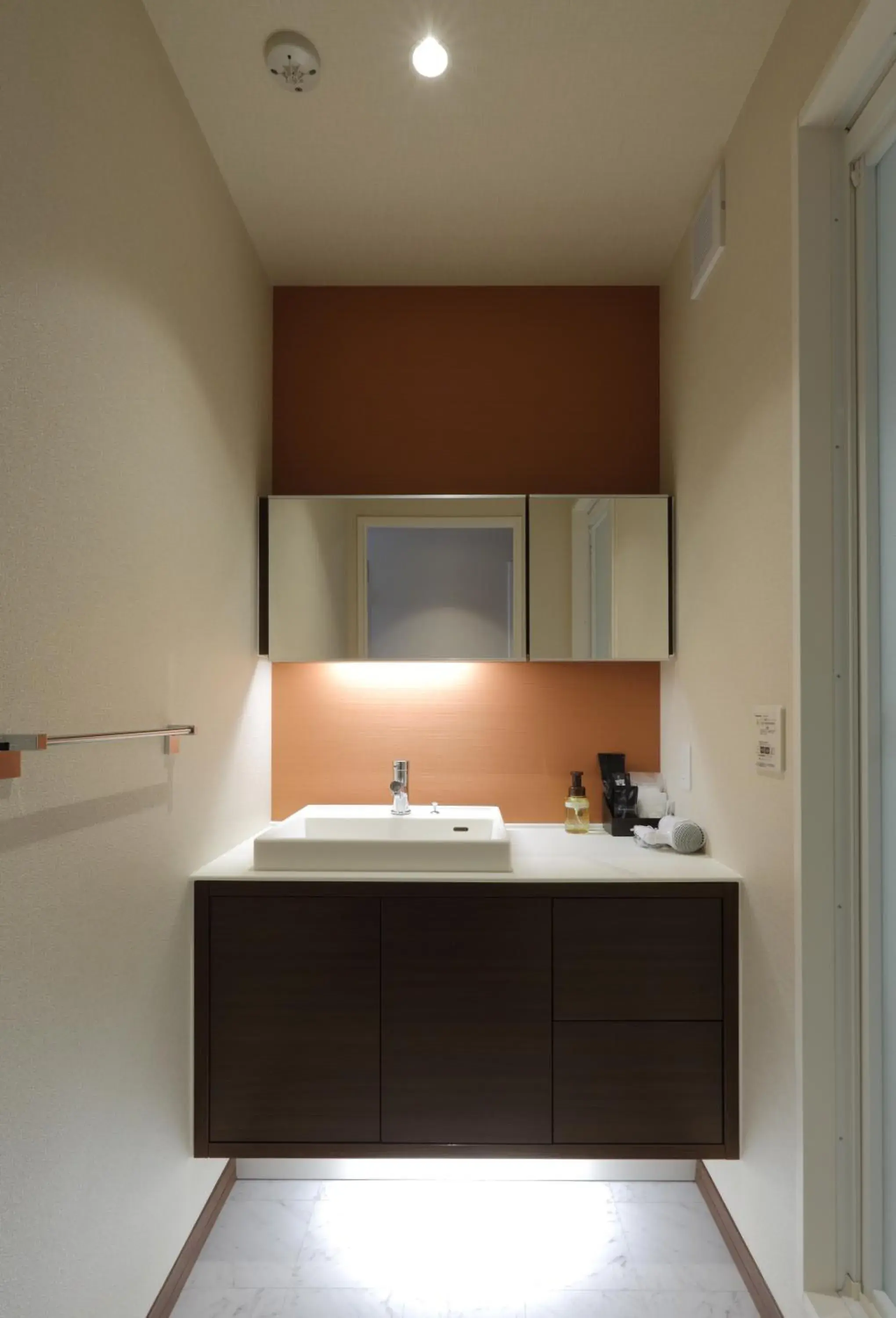 Photo of the whole room, Bed in HOTEL PROMOTE HIROSHIMA Photo of the whole room, Bed in HOTEL PROMOTE HIROSHIMA