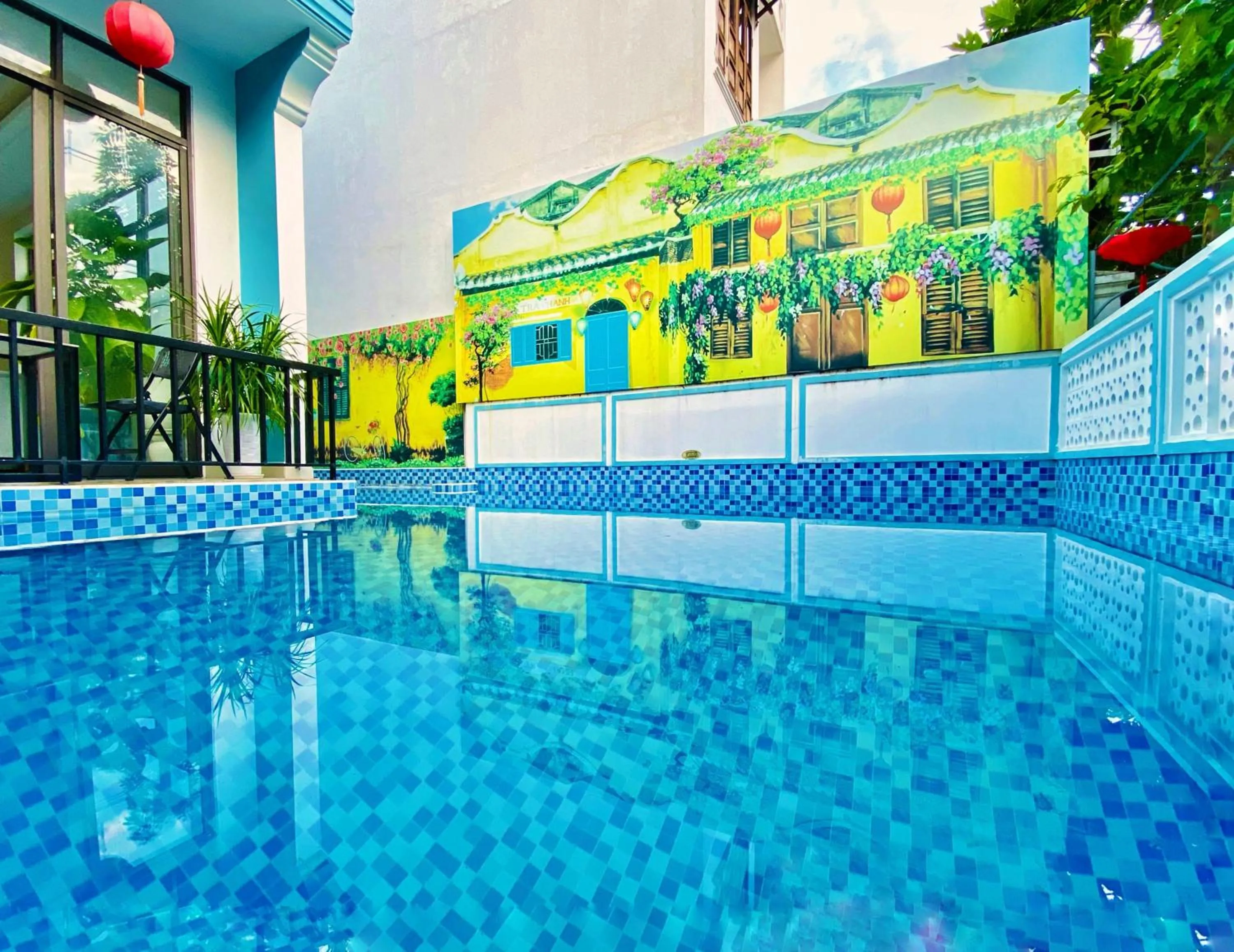 Swimming pool in Grand Holiday Hoian Villa