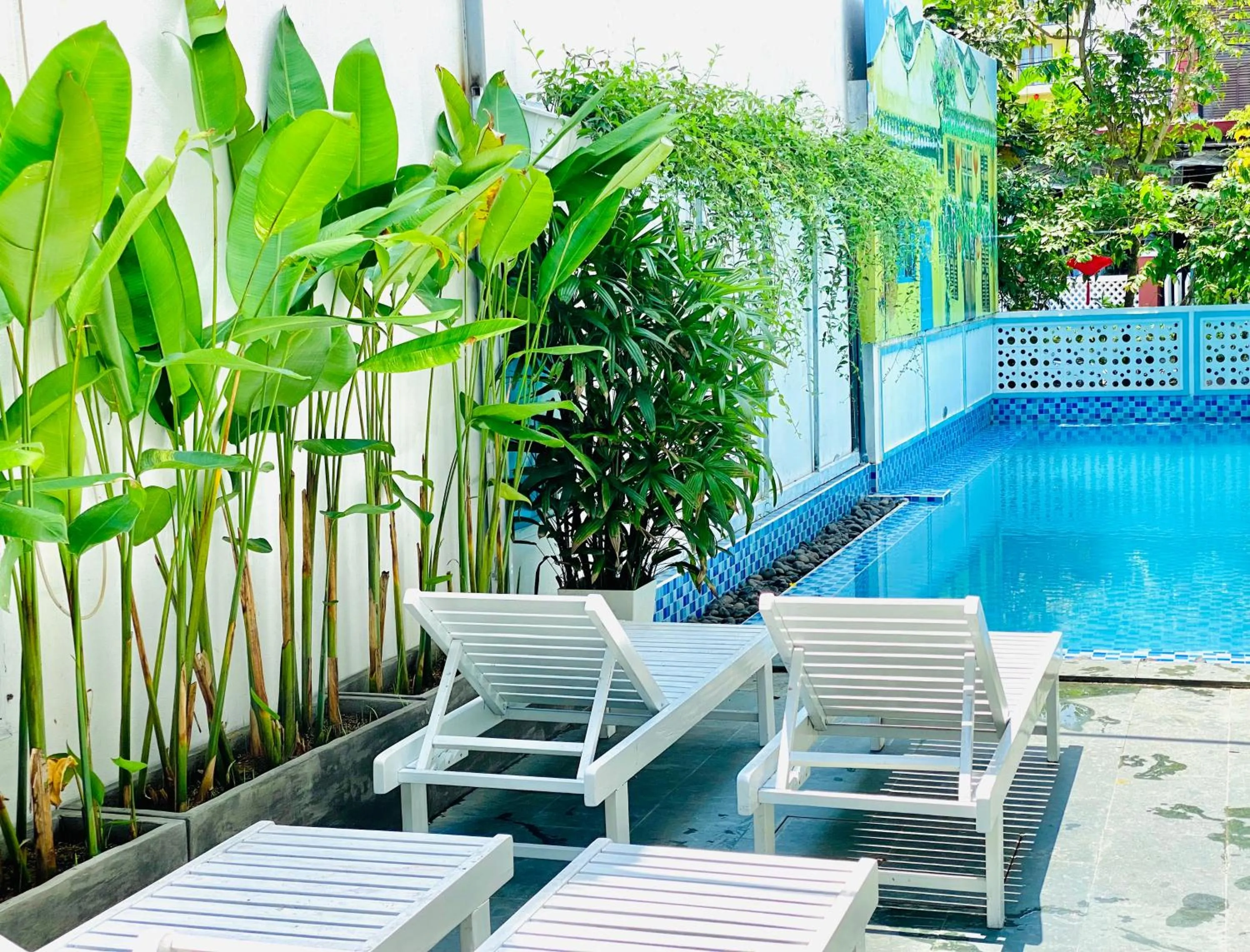Swimming pool in Grand Holiday Hoian Villa