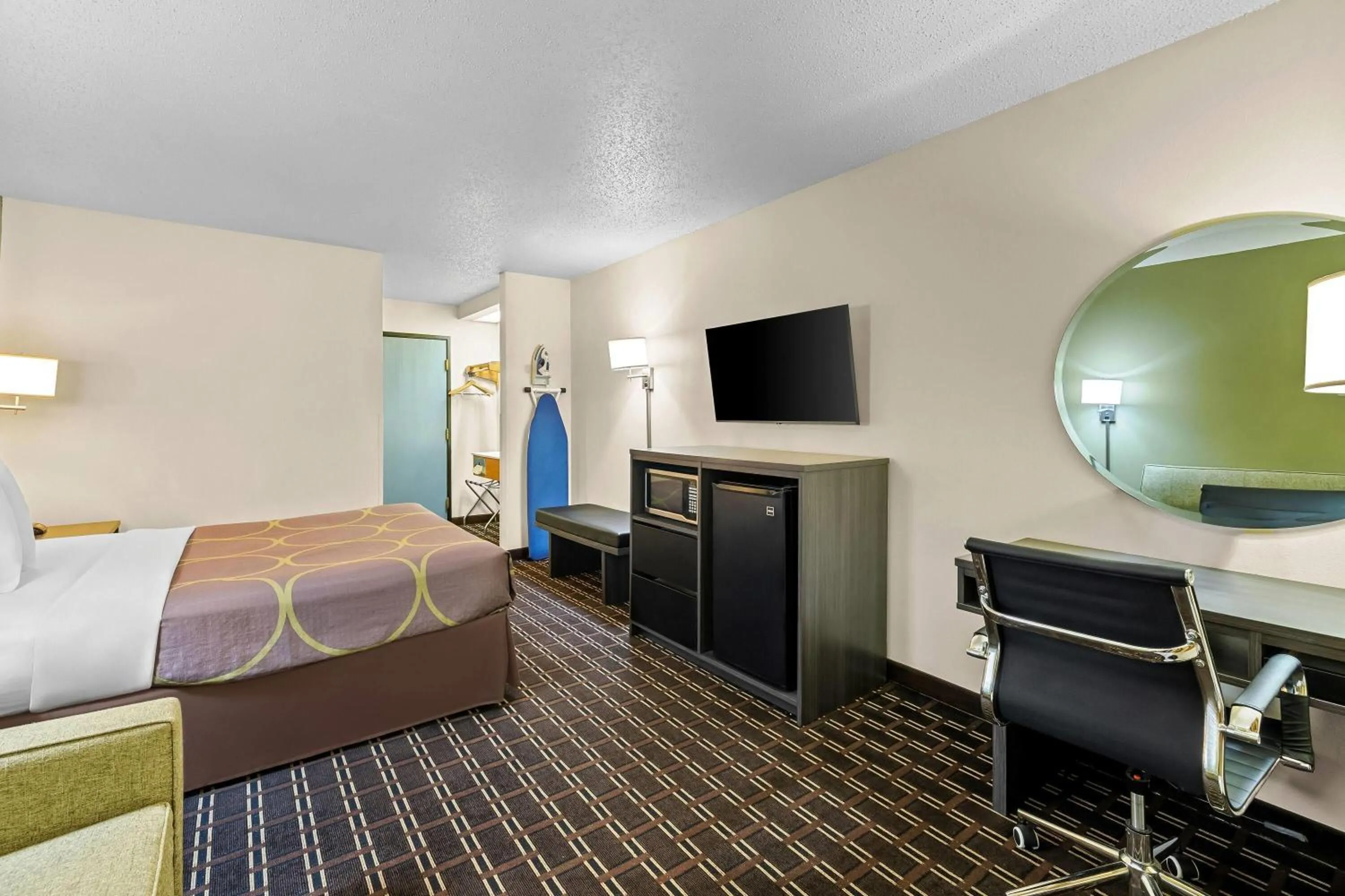 Bed in Super 8 by Wyndham Watertown WI