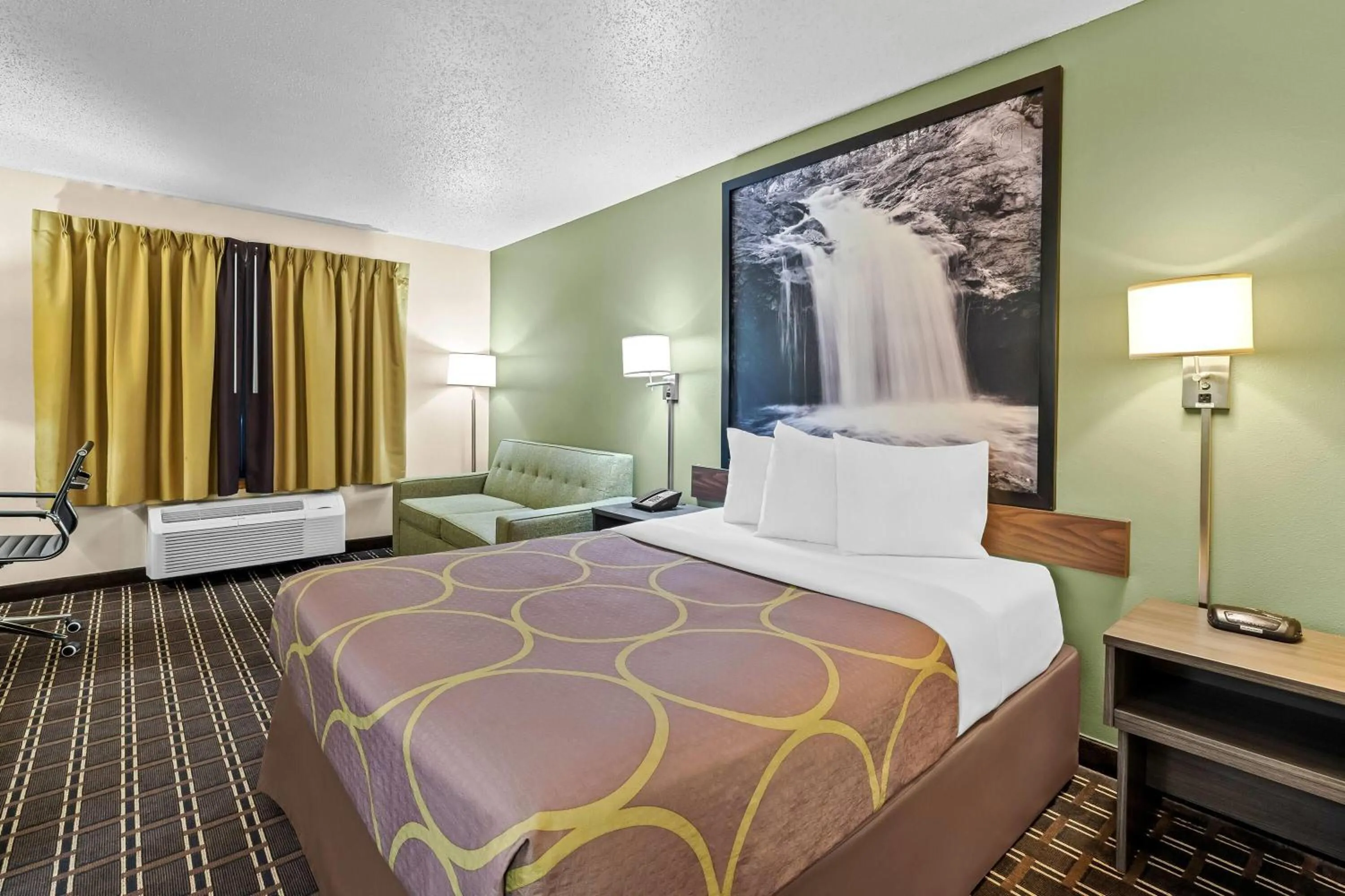 Bed in Super 8 by Wyndham Watertown WI