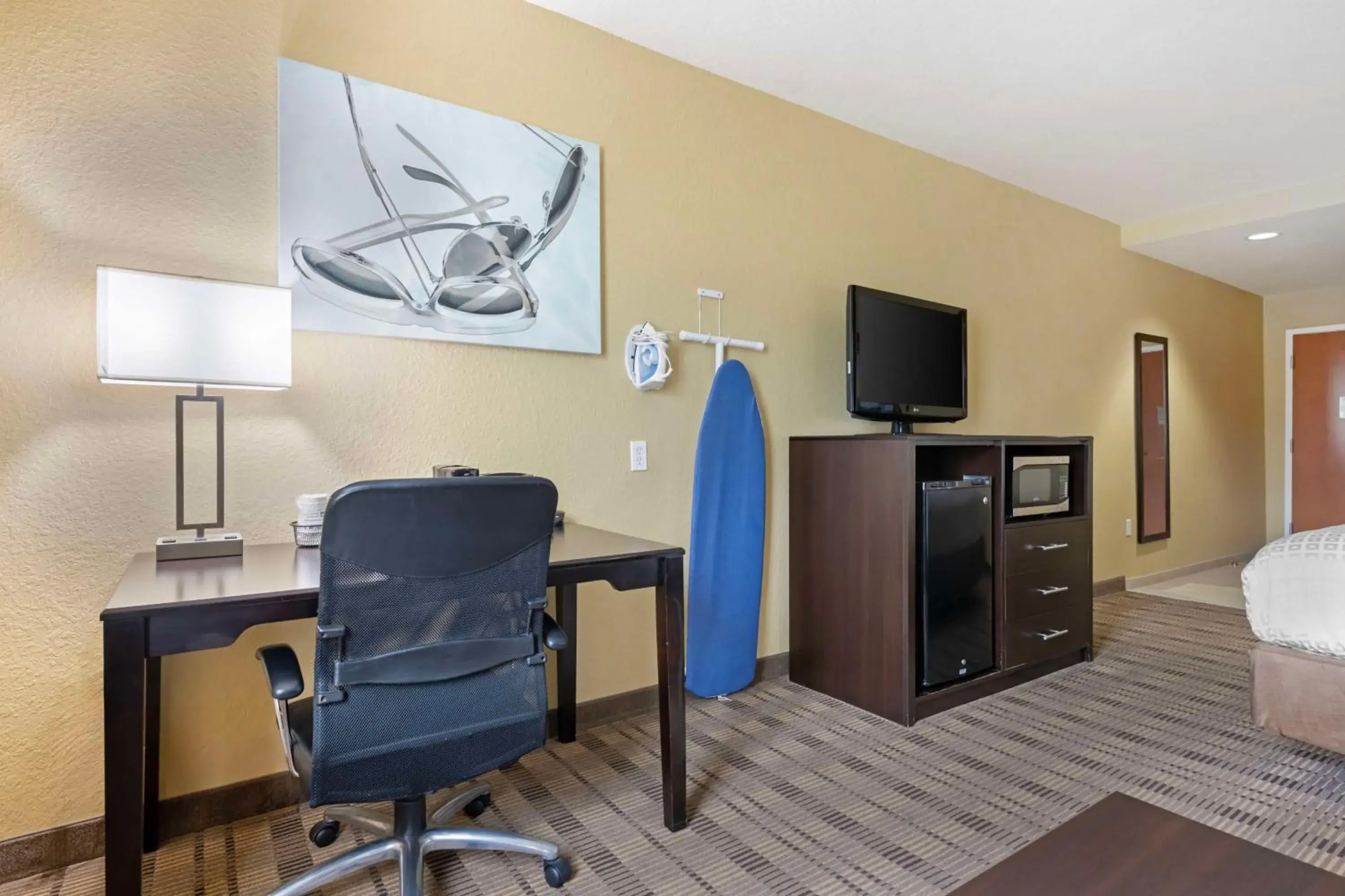 Bedroom, Bed in Best Western Edgewater Inn Bedroom, Bed in Best Western Edgewater Inn