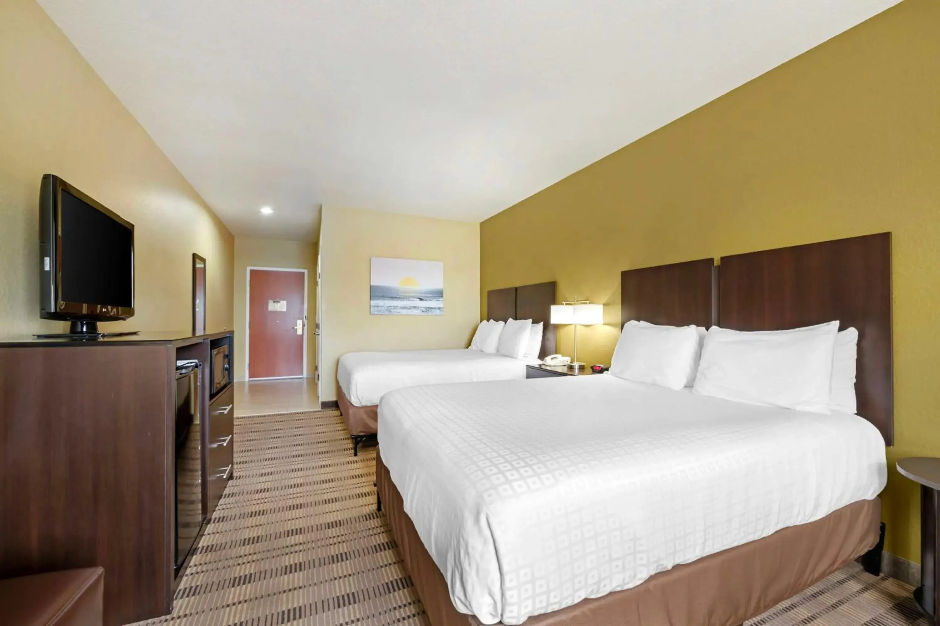 Bedroom, Bed in Best Western Edgewater Inn Bedroom, Bed in Best Western Edgewater Inn