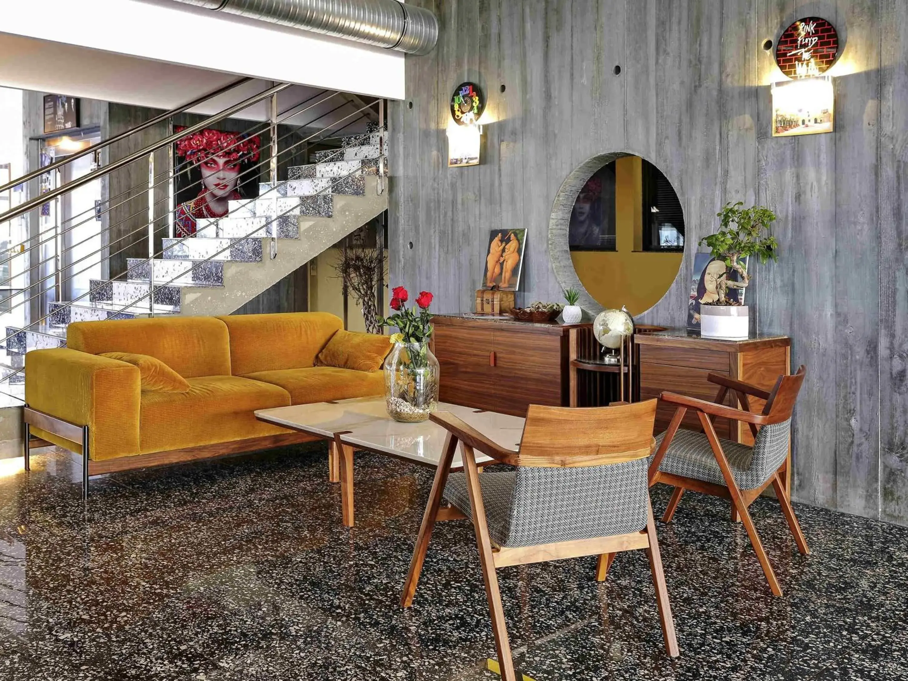 Lounge or bar in ibis Styles Ajaccio Napoleon Lounge or bar in ibis Styles Ajaccio Napoleon