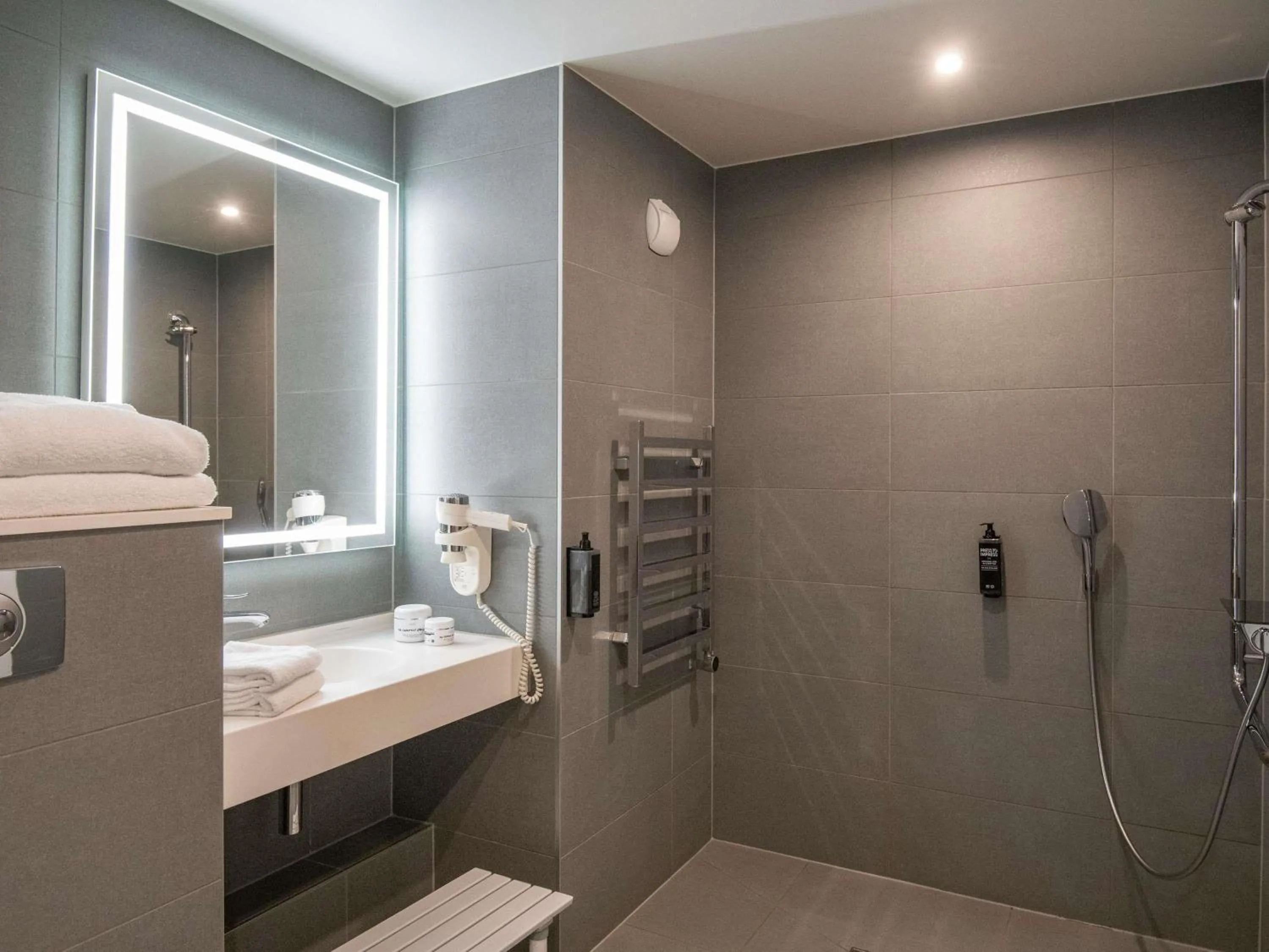 Bedroom in ibis Styles Ajaccio Napoleon