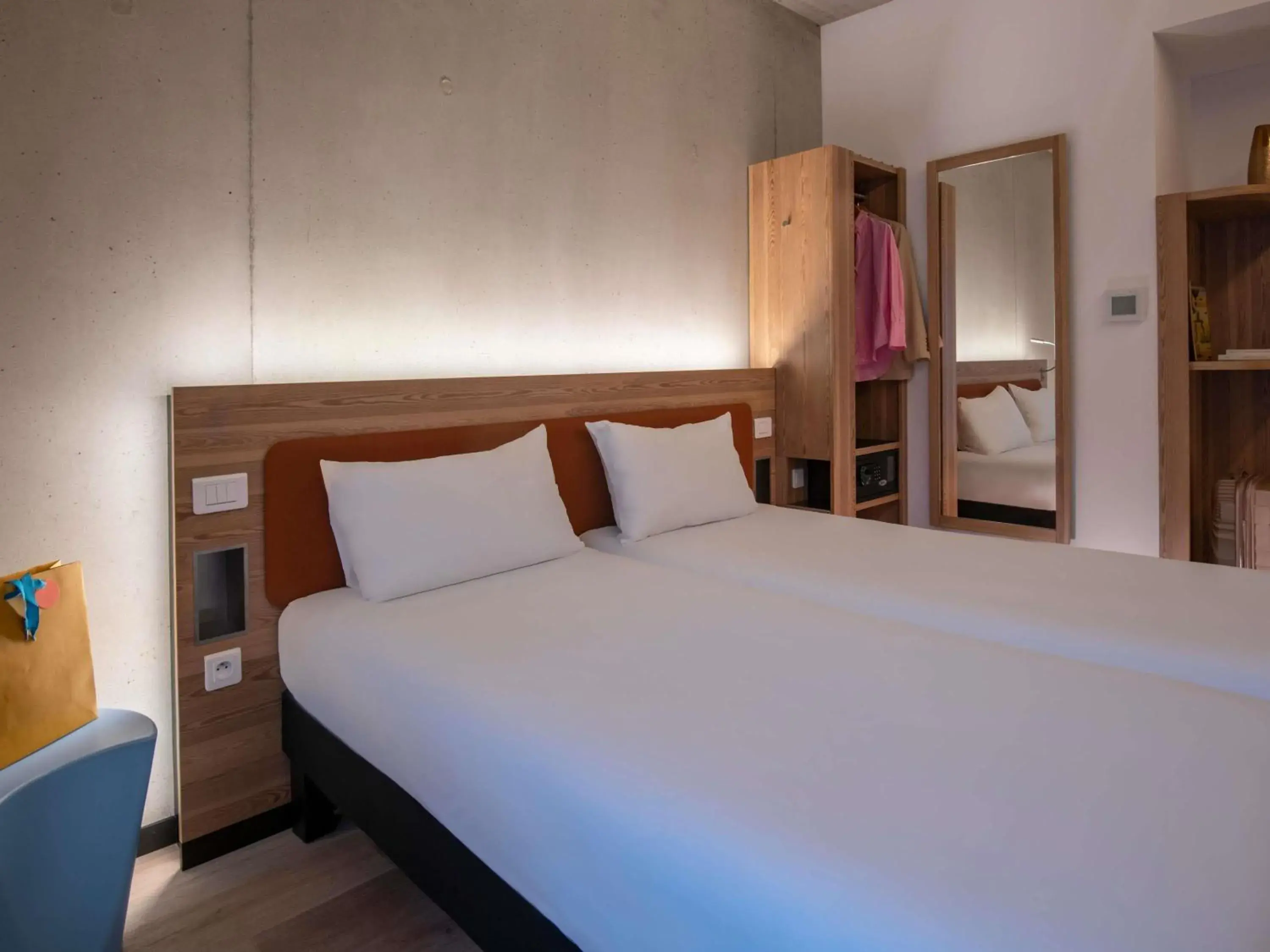 Property building, Bed in ibis Styles Ajaccio Napoleon Property building, Bed in ibis Styles Ajaccio Napoleon