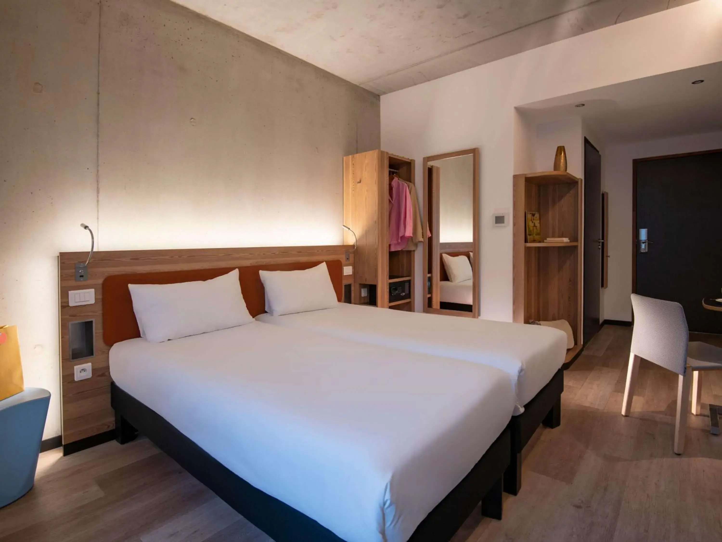 Property building, Bed in ibis Styles Ajaccio Napoleon Property building, Bed in ibis Styles Ajaccio Napoleon