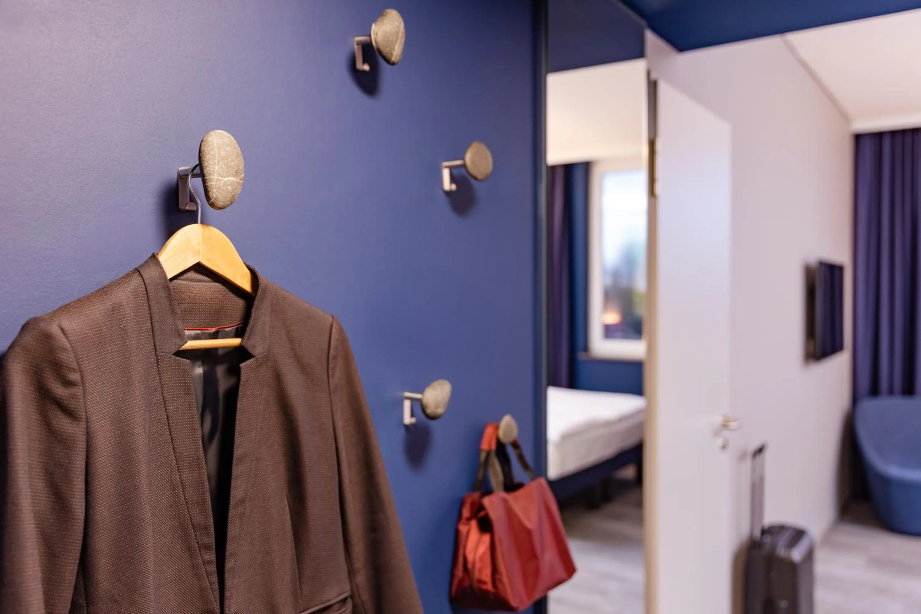 wardrobe in Hey Lou Hotel Nördlingen