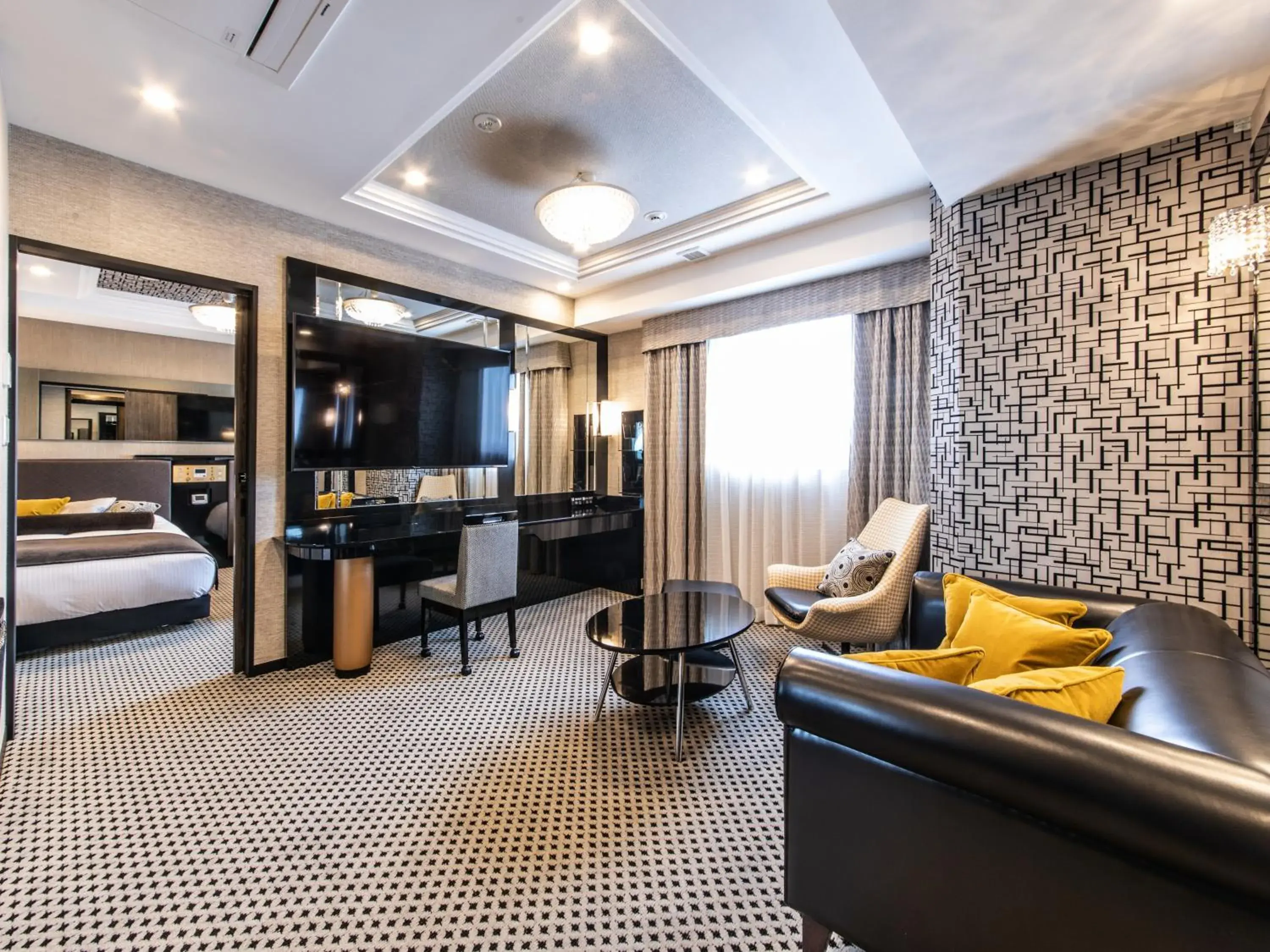 Living room, Bed in APA Hotel & Resort Midosuji Hommachi Eki Tower Living room, Bed in APA Hotel & Resort Midosuji Hommachi Eki Tower