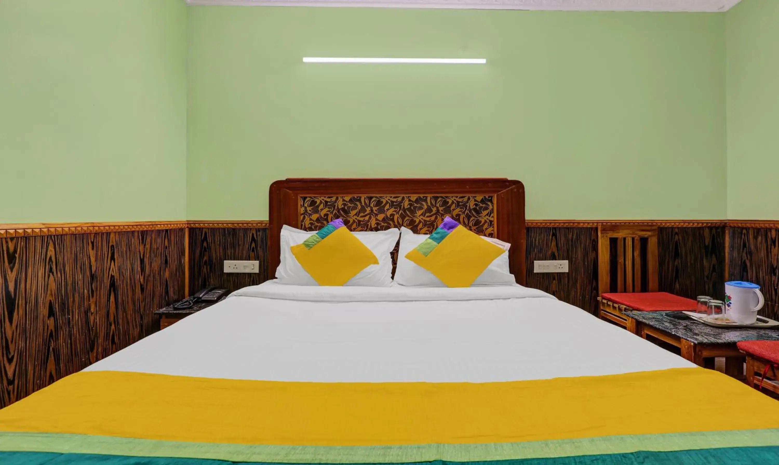 Bedroom, Bed in Itsy Hotels Rain Forest Bedroom, Bed in Itsy Hotels Rain Forest