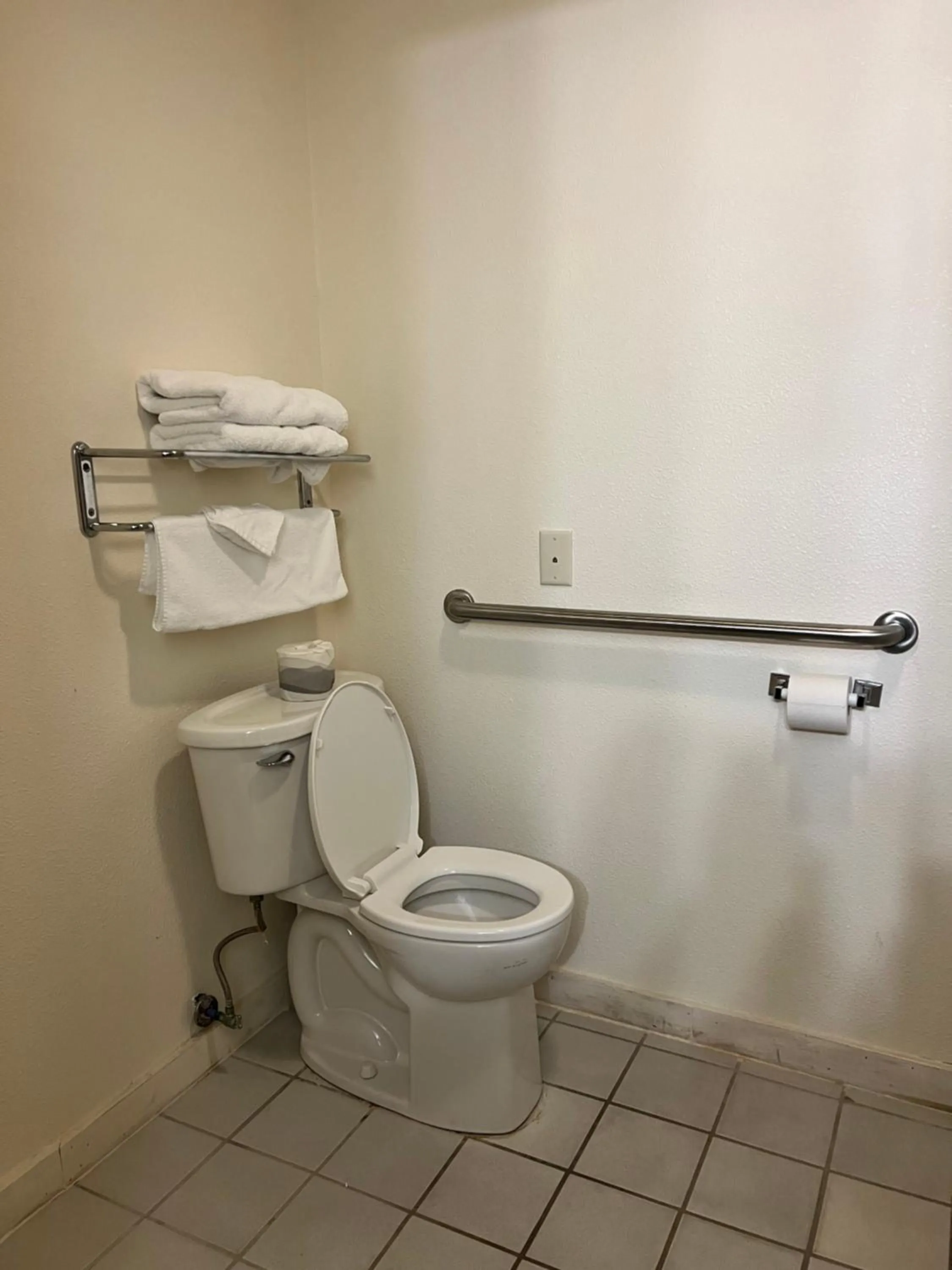 acessibility in Super 8 by Wyndham Nebraska City