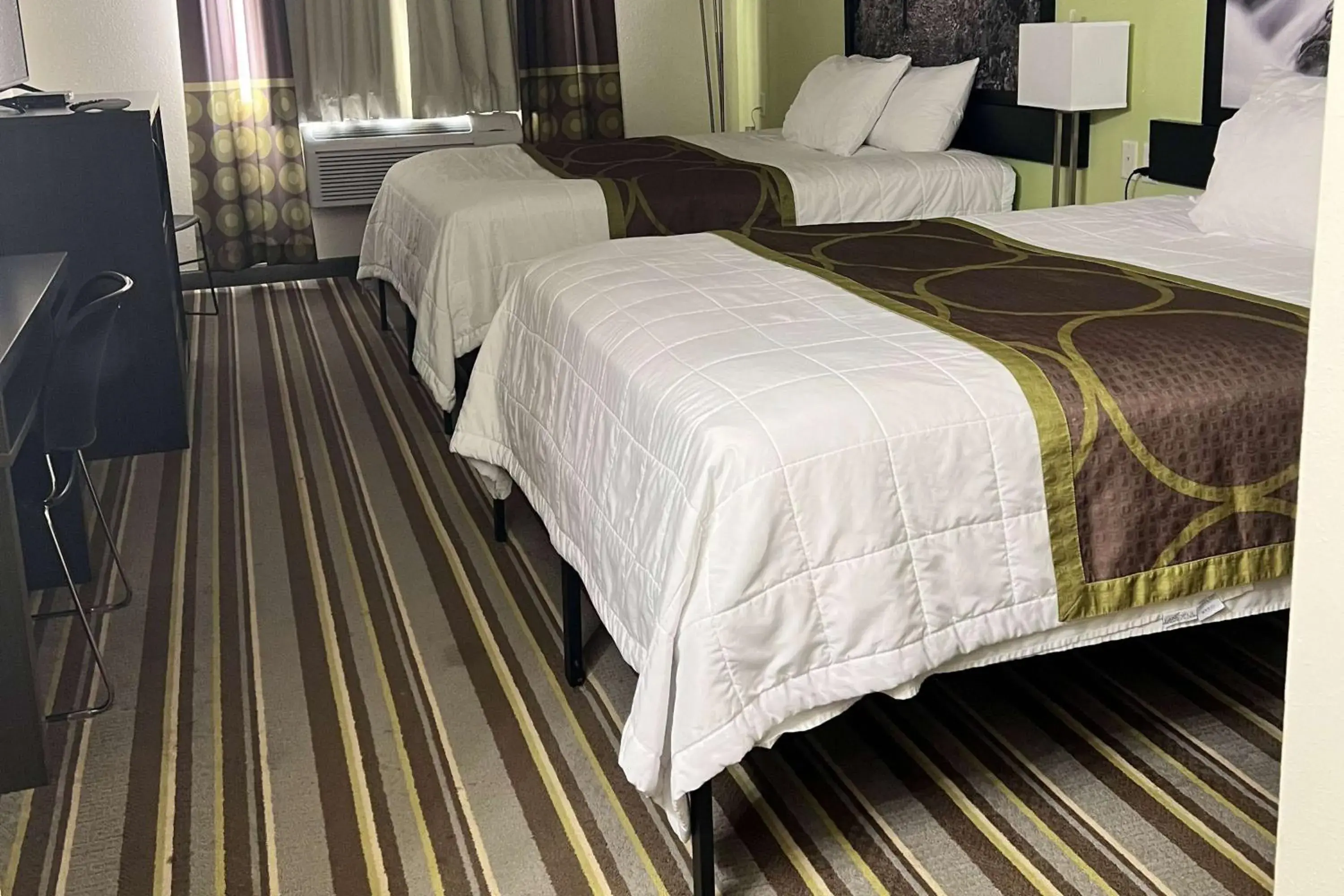 Queen Room with Two Queen Beds - Non-Smoking in Super 8 by Wyndham Nebraska City Queen Room with Two Queen Beds - Non-Smoking in Super 8 by Wyndham Nebraska City