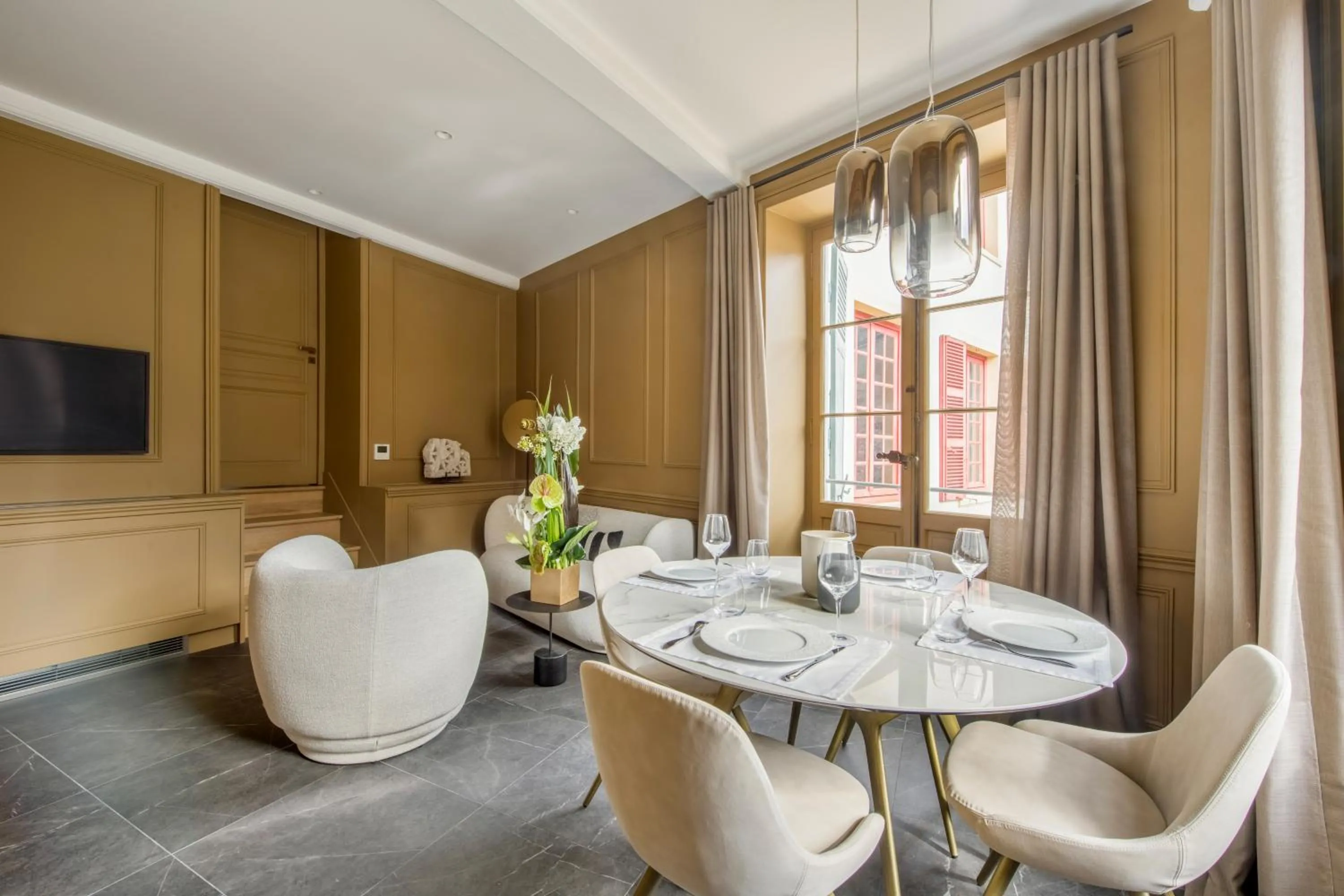 TV and multimedia in Les Suites de l'Ile Barbe