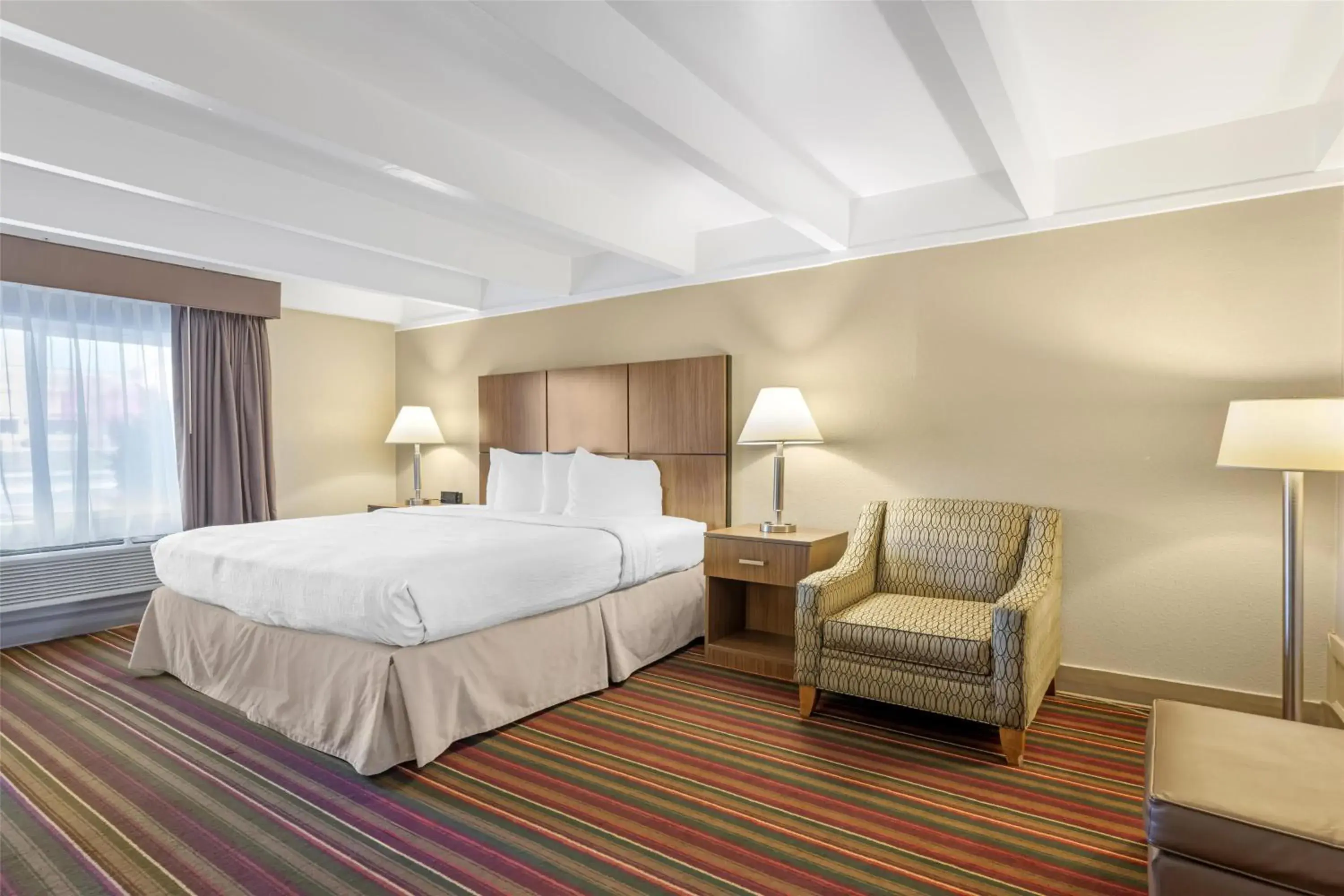 Bedroom, Bed in Best Western El Rancho Palacio Bedroom, Bed in Best Western El Rancho Palacio