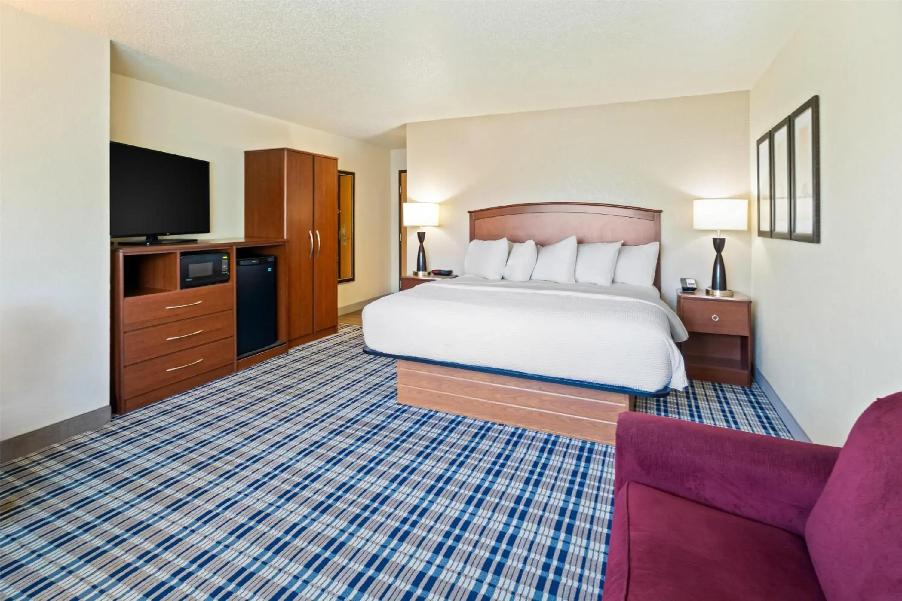 Photo of the whole room, Bed in AmericInn by Wyndham Dickinson Photo of the whole room, Bed in AmericInn by Wyndham Dickinson